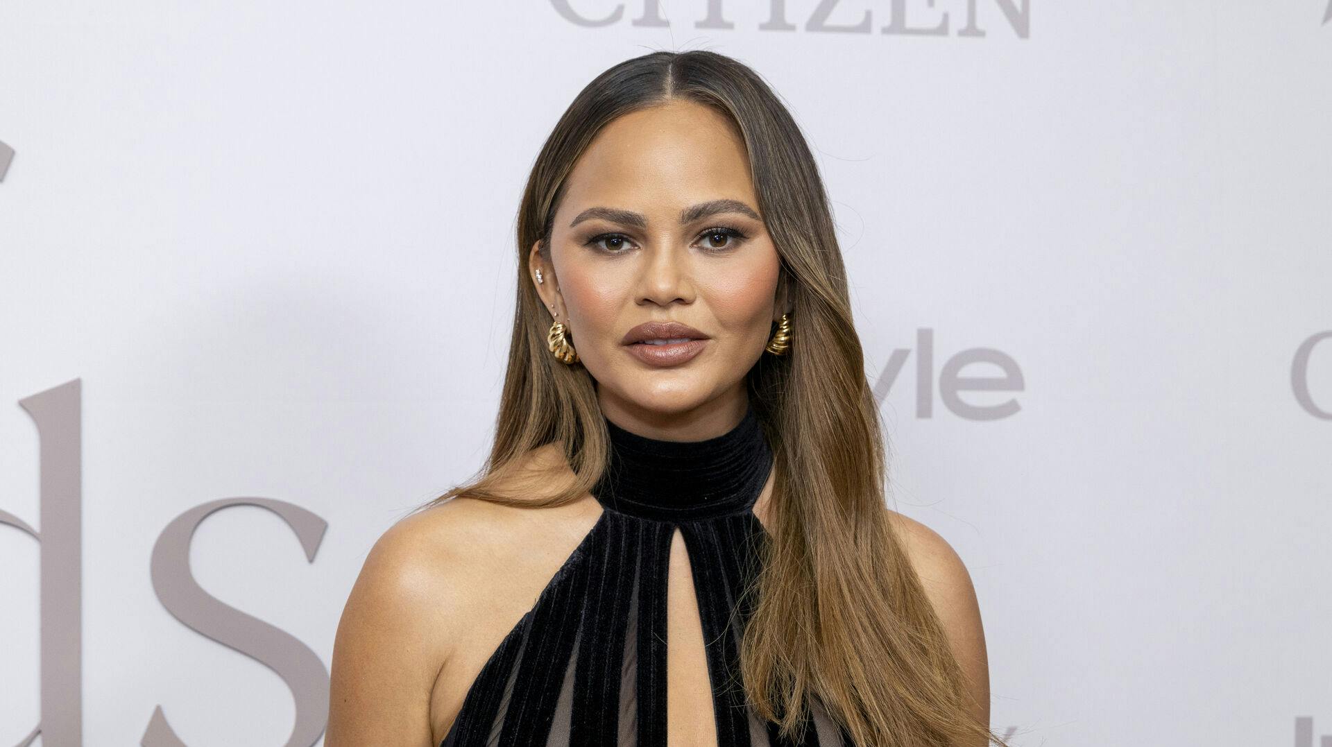 Chrissy Teigen har tidligere haft udfordringer med at drikke for meget alkohol.