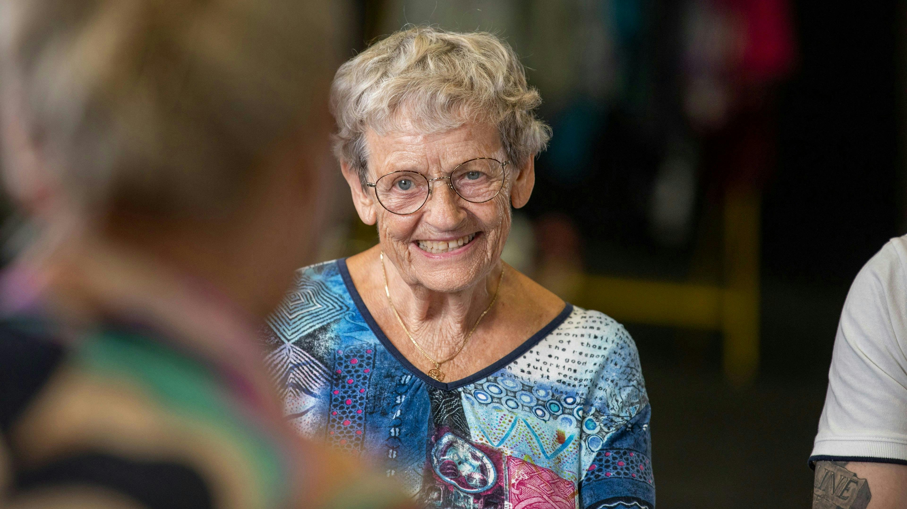 84-årige Jette Enevoldsen havde hårdt brug for hjælp af eksperterne i "Vi drukner i rod".
