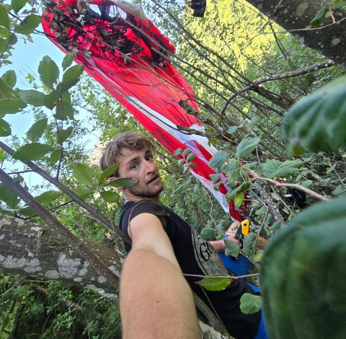 Shaun var kendt som noget af en vovehals. Her ses han efter et udspring, der vist ikke gik helt efter planen.