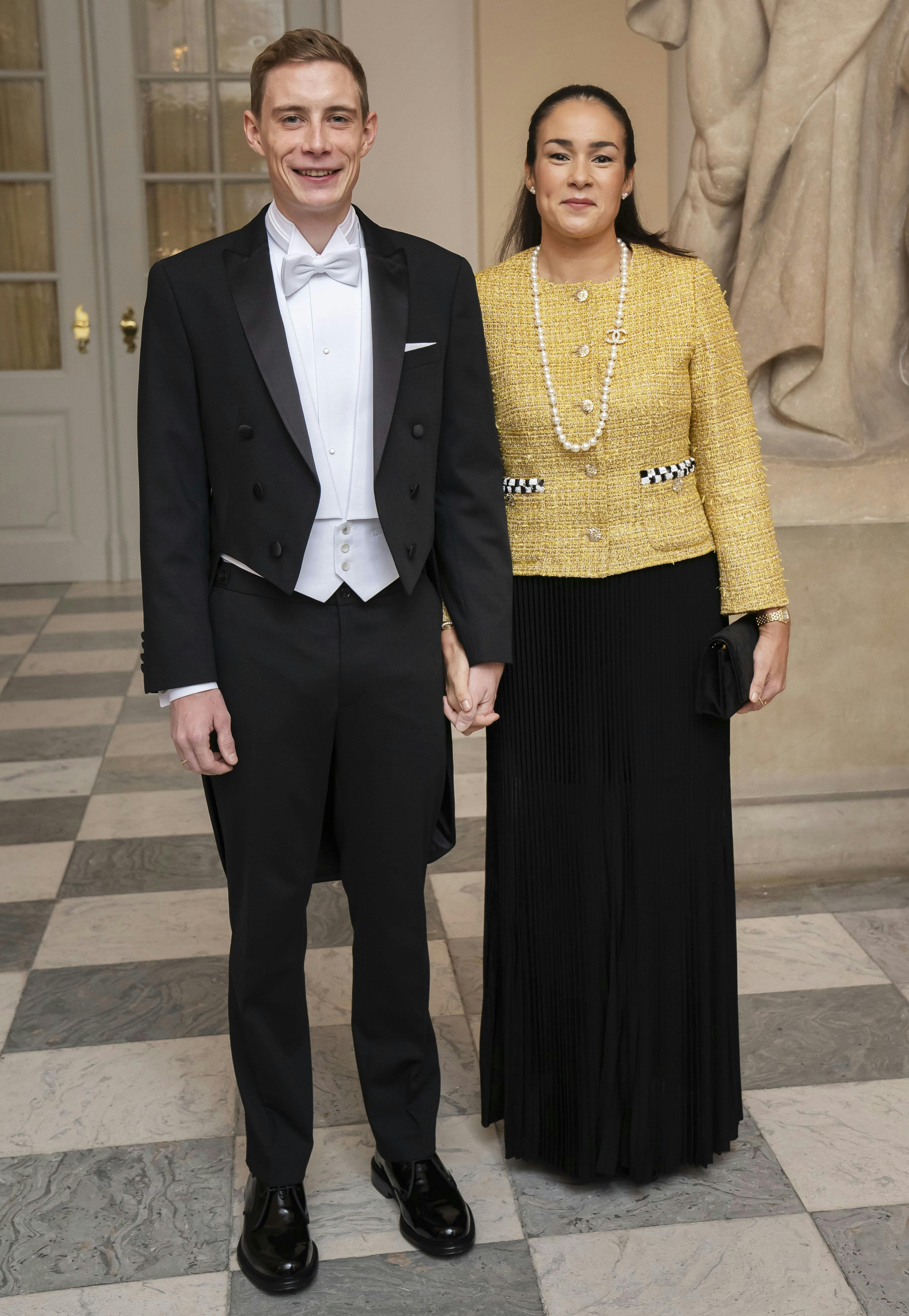 Jonas Vingegaard og Trine Marie Hansen har besluttet sig for at blive i Danmark.