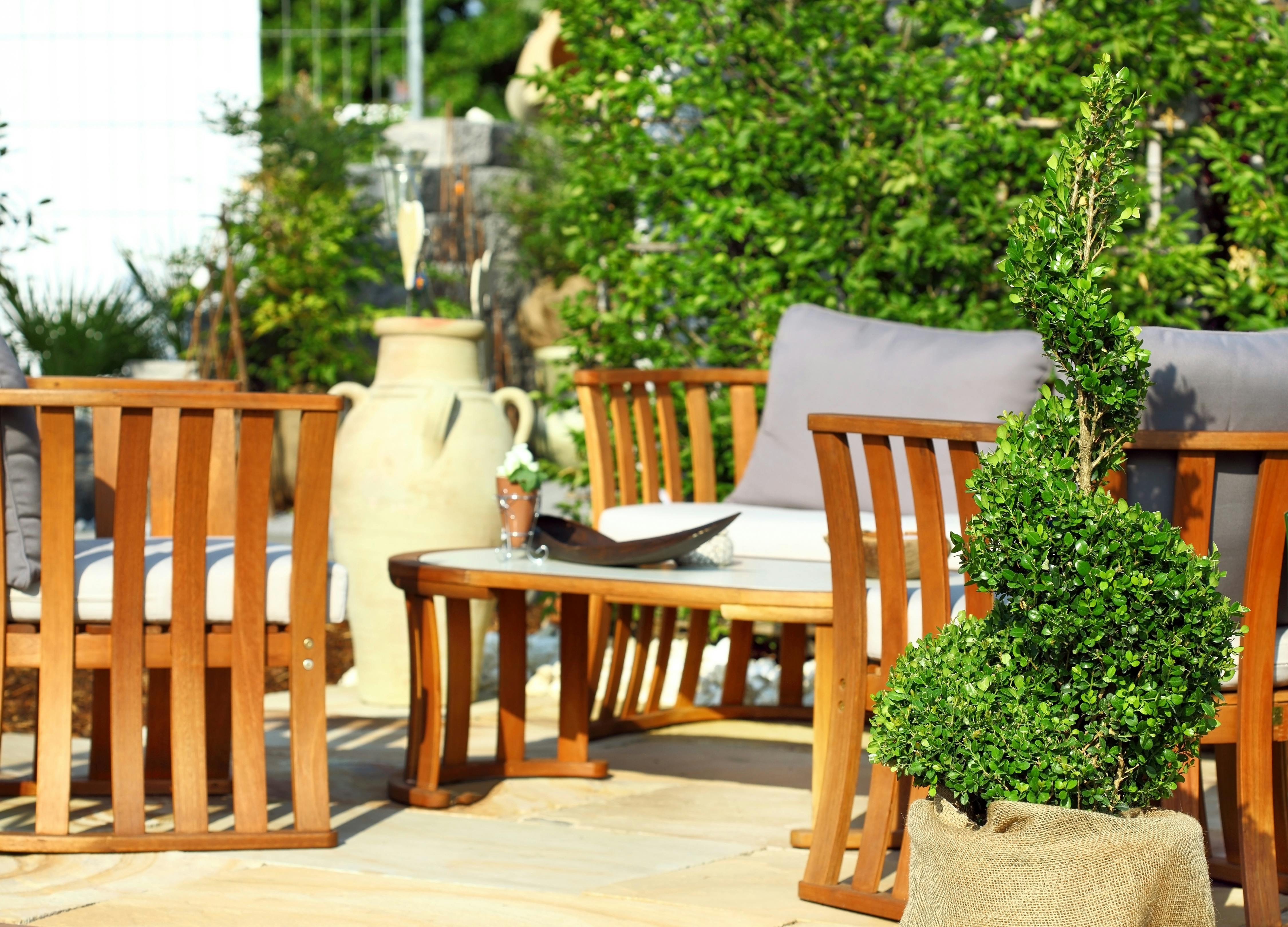 Det er ikke det smarteste først at reklamere for møbler - og så sælge dem på samme tid som brugt. Det faldt i hvert fald ikke i det danske firmas smag, at influenten gjorde netop det.