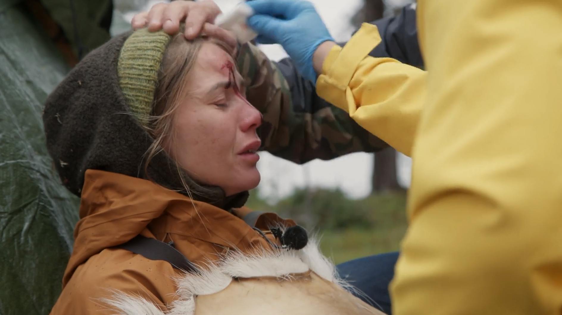 - Det var en vanvittig fed oplevelse. Man kan slet ikke beskrive det til dem, der ikke har været der og prøvet det, siger Zenia Maltha, der dog endte sin tur i vildmarken på dramatisk vis.