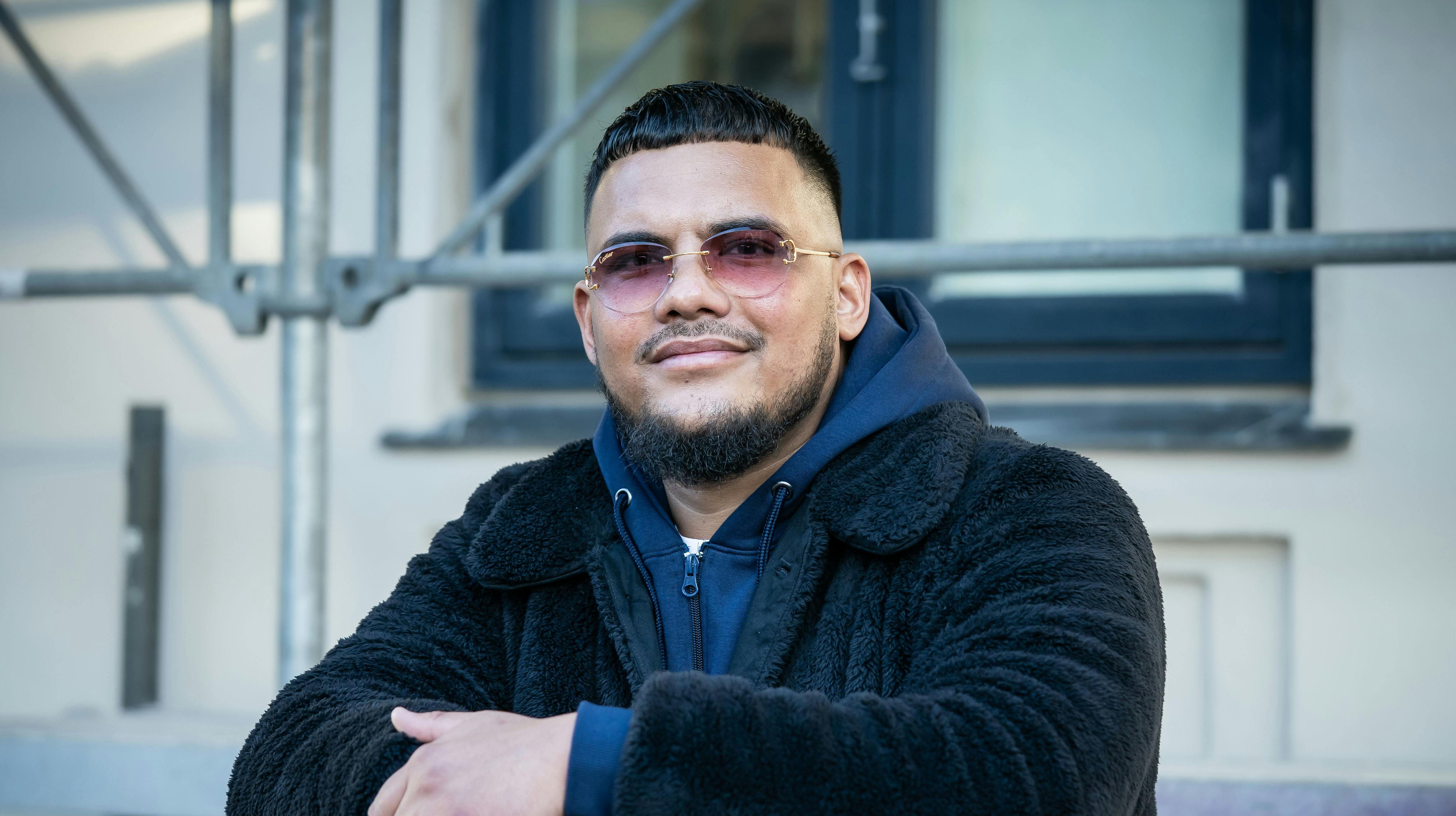 OPGAVE: Pressedag på programmet ”Over Atlanten” STED: Vester Vov vov, Absalonsgade 5JOURNALIST: Catja Klarskov og AviayaFOTOGRAF: Hanne JuulDATO: 20240125