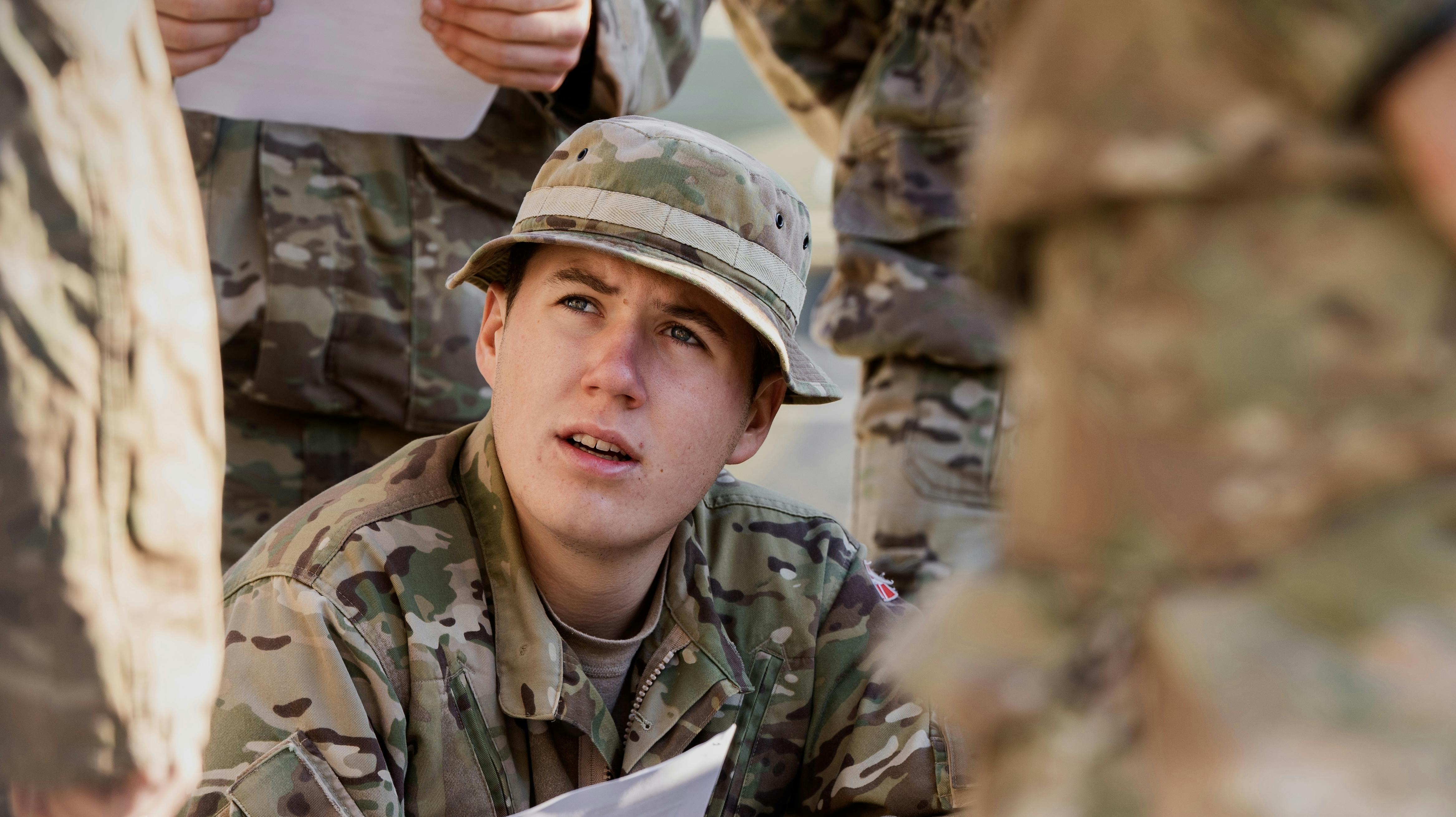 Kronprins Christian gennemførte i sidste uge den sagnomspundne REX-tur - til august venter så flere oplevelser indenfor militæret. 