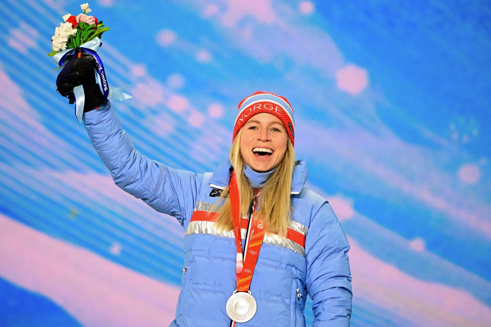 Efter 13 år sammen med Ånud Lid Byggland er Tiril Eckhoff blevet single. Det bekræfter hun selv.