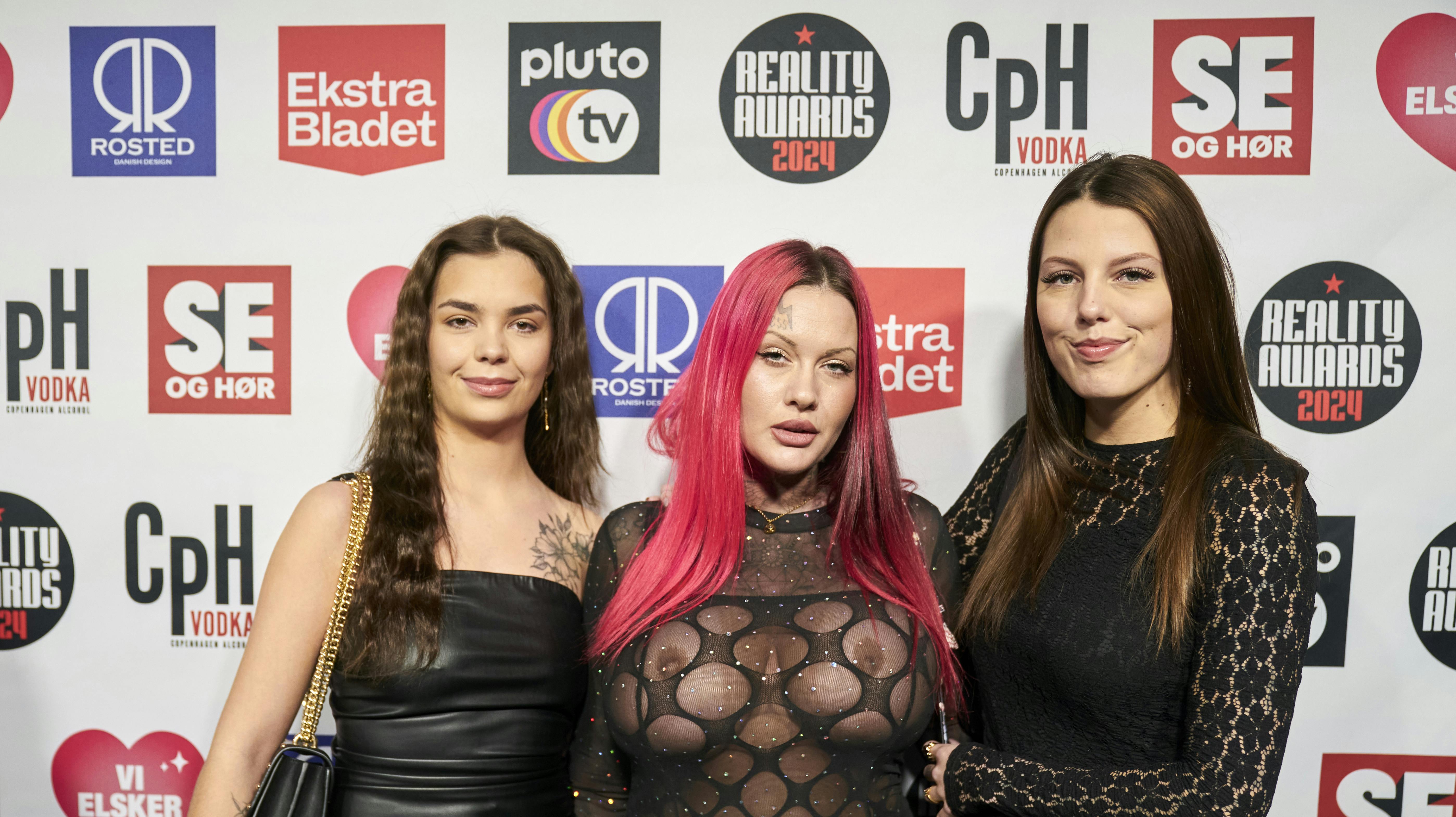 Trine Bjerrehuus er så hårdt ramt af leddegigt, at hun må sætte OnlyFans-karrieren på pause. I øjeblikket er smerterne så slemme, at hun næsten ikke kan gå.