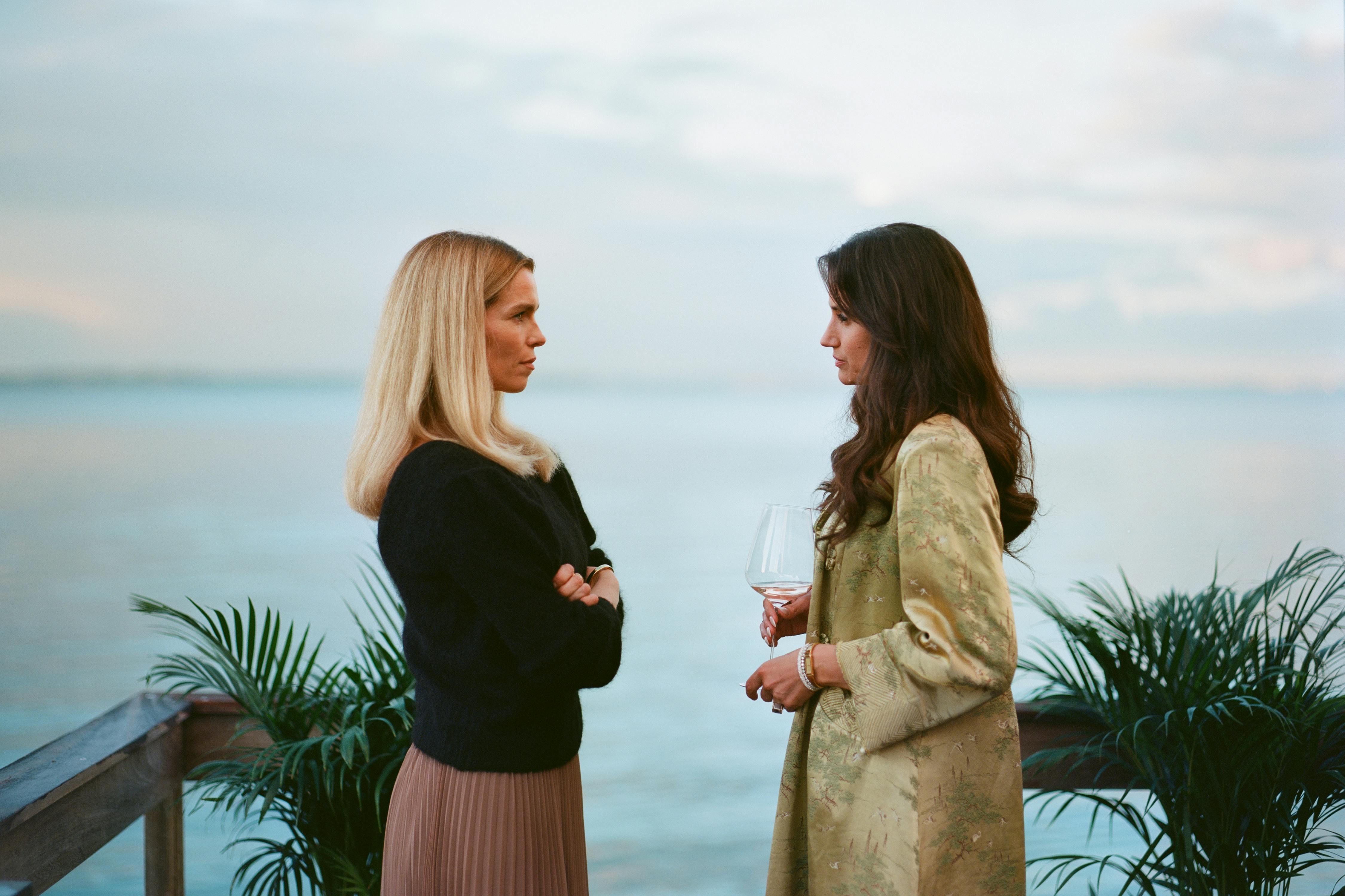 ”Reservatet”-kollegerne Marie Bach Hansen og Danica Curcic er også veninder privat. De har kendt hinanden, siden de var helt nye i faget, men det er første gang, de spiller over for hinanden.