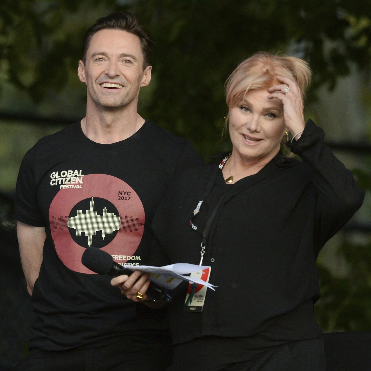 Deborra-Lee Furness har nu officielt søgt om skilsmisse fra Hugh Jackman - to år efter, at de meldte ud, at de skulle skilles.