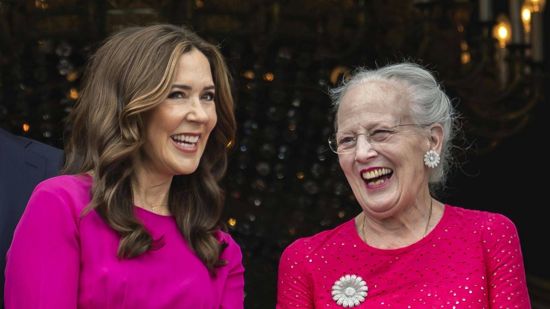 De er begge dronninger, og de er begge majestæter – men Mary, 53, og Margreth , 85, er også svigerdatter og svigermor med alt, hvad det indebærer.