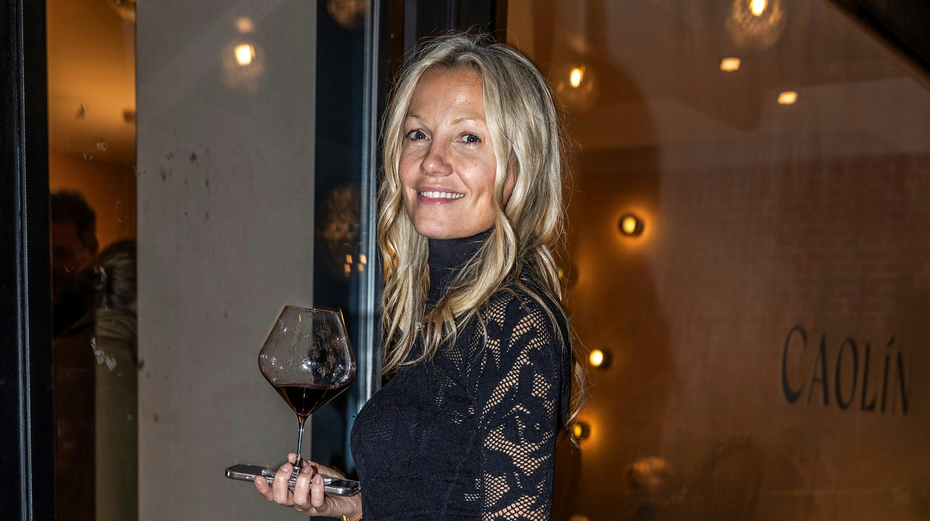 Caroline Fleming er blevet et nyt mennesker efter hun blandt andet kvittede sovepiller og vin i hverdagen.
