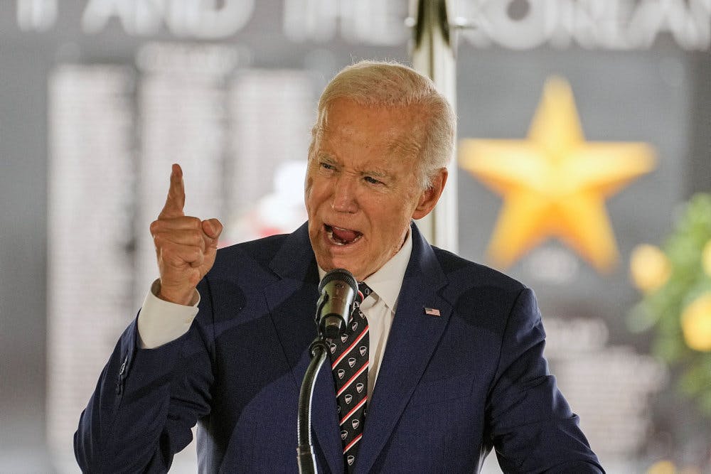 Den tidligere amerikanske præsident Joe Biden siger selv fredag, at han er optimistisk omkring sin kræftdiagnose. 
