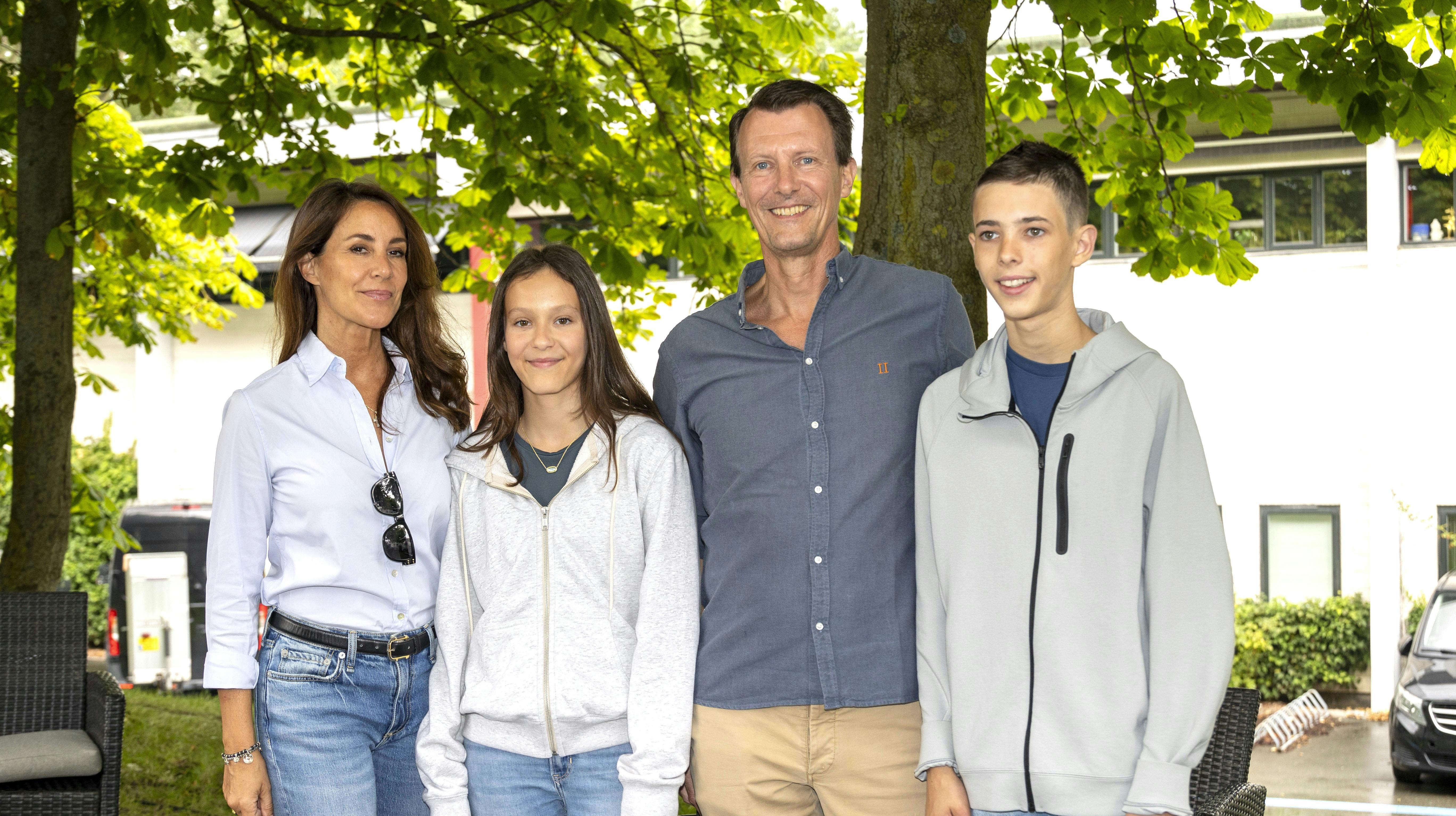 Det vil sende et mærkeligt signal, hvis komtesse Athena og grev Henrik ikke modtager samme gave fra kong Frederik, som deres storebrødre har gjort.