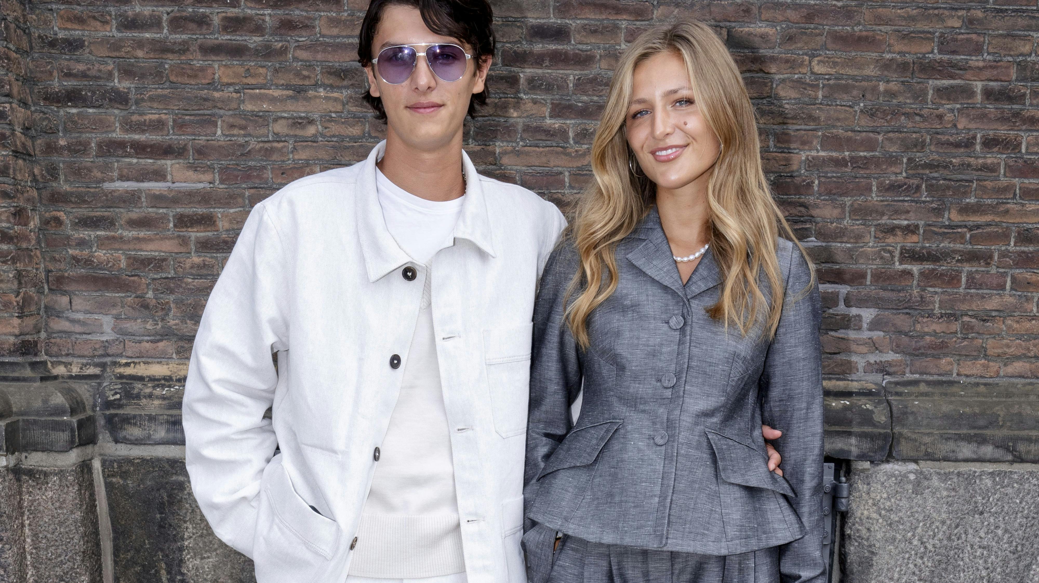 Grev Nikolai og Benedikte Thoustrup til modeshow.