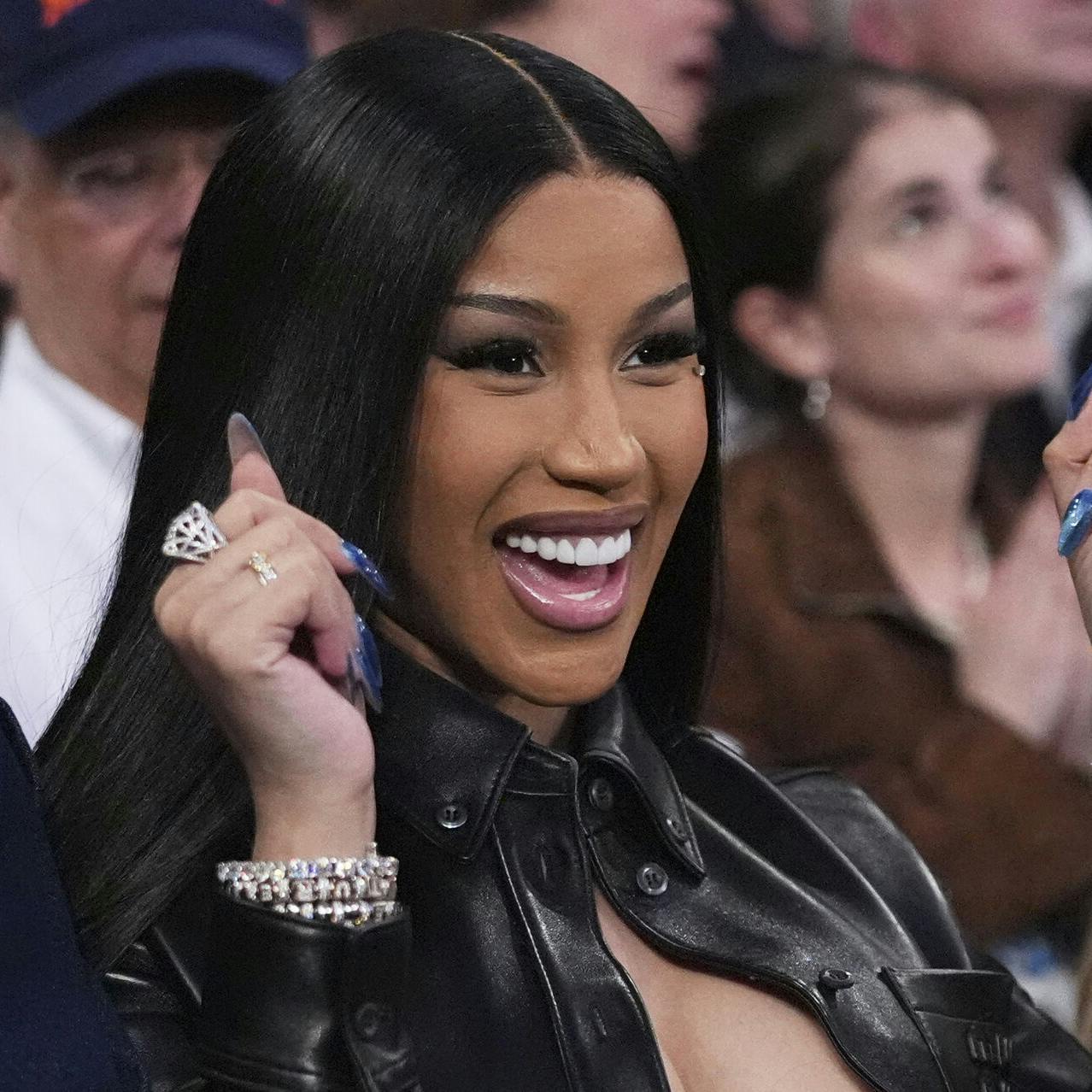 Cardi B har god grund til at smile ekstra meget for tiden.