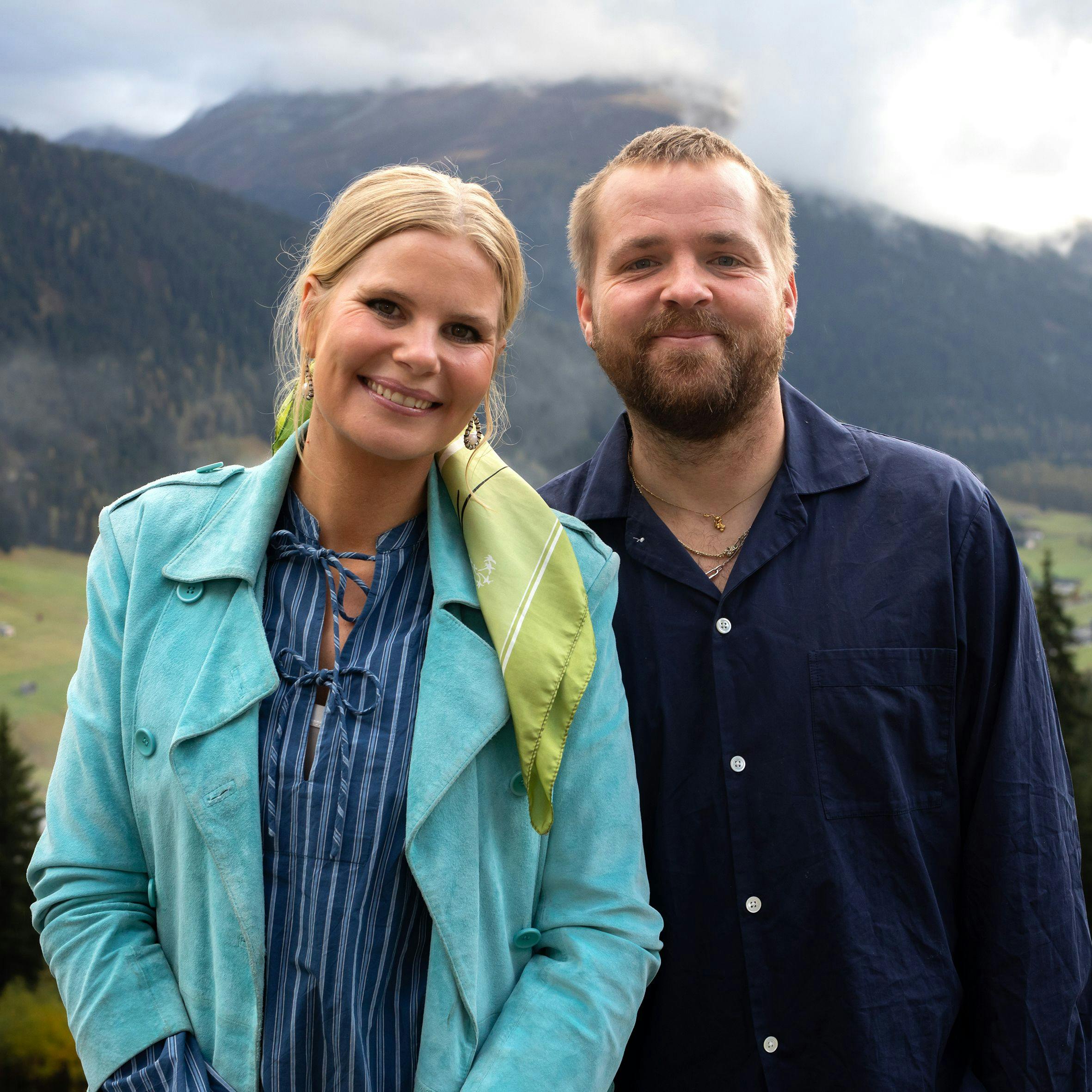 Sofie Linde og Joakim Ingversen er værter på den danske version af realityprogrammet "Hotel Romantik", hvor 20 seniorer skal date.