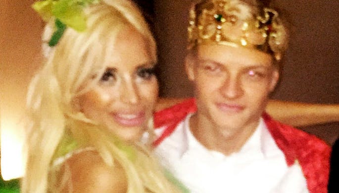 Her ses Linni Meister sammen med Marius Borg Høiby. Indtil for nyligt troede hun, de var gode venner.