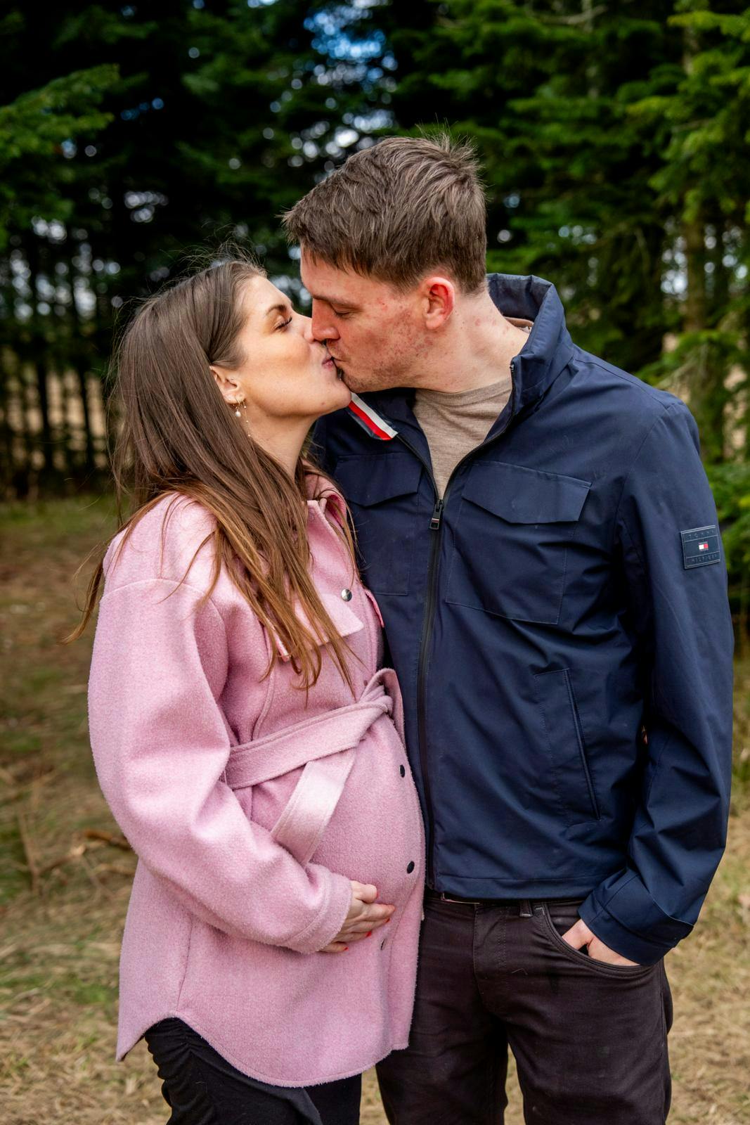 Fra tv til kærlighed og nu en helt lille familie.