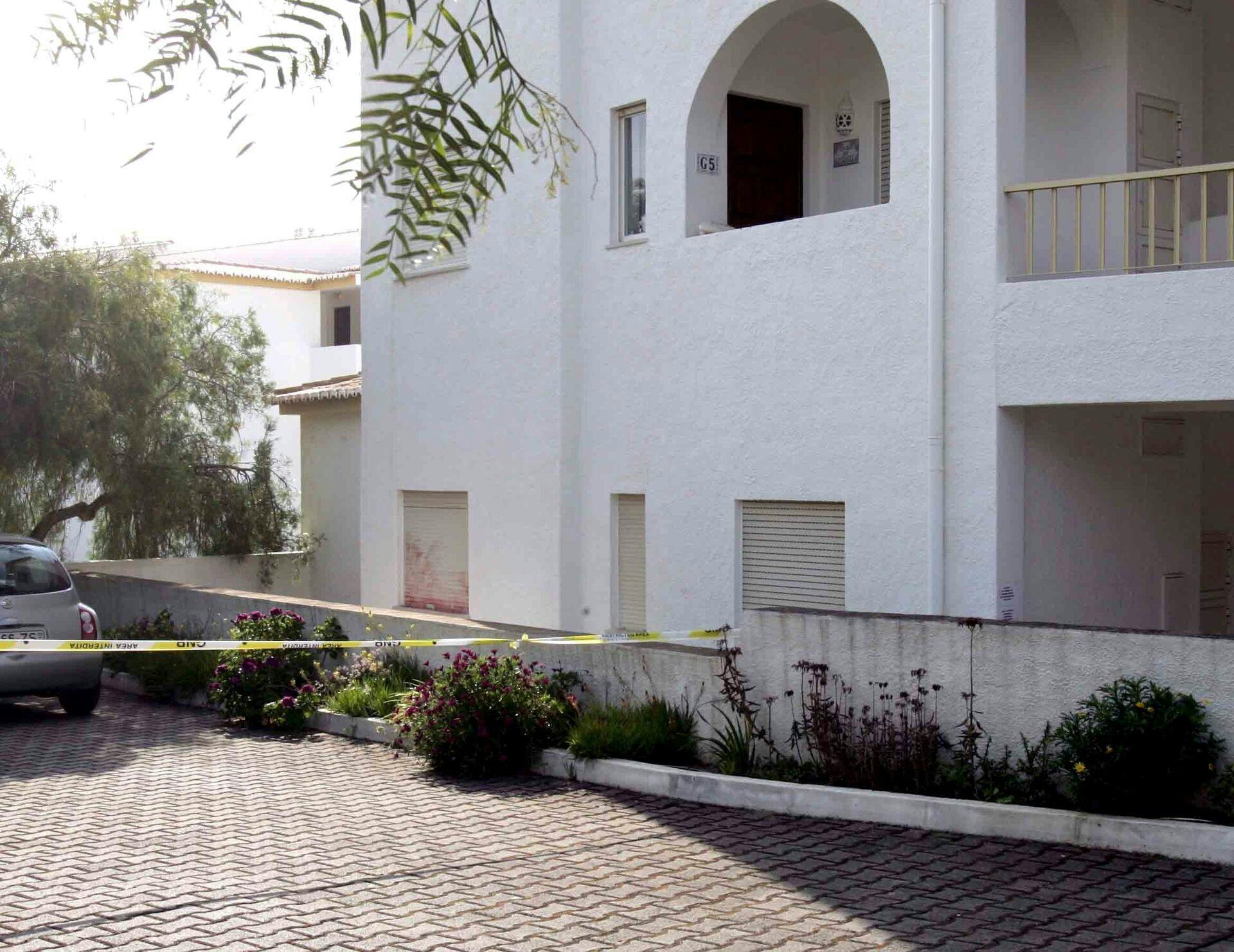 3. maj 2007 var det britiske forældrepar Kate og Gerry McCann i gang med deres sjette feriedag på Ocean Club Resortet, da deres datter forsvandt.