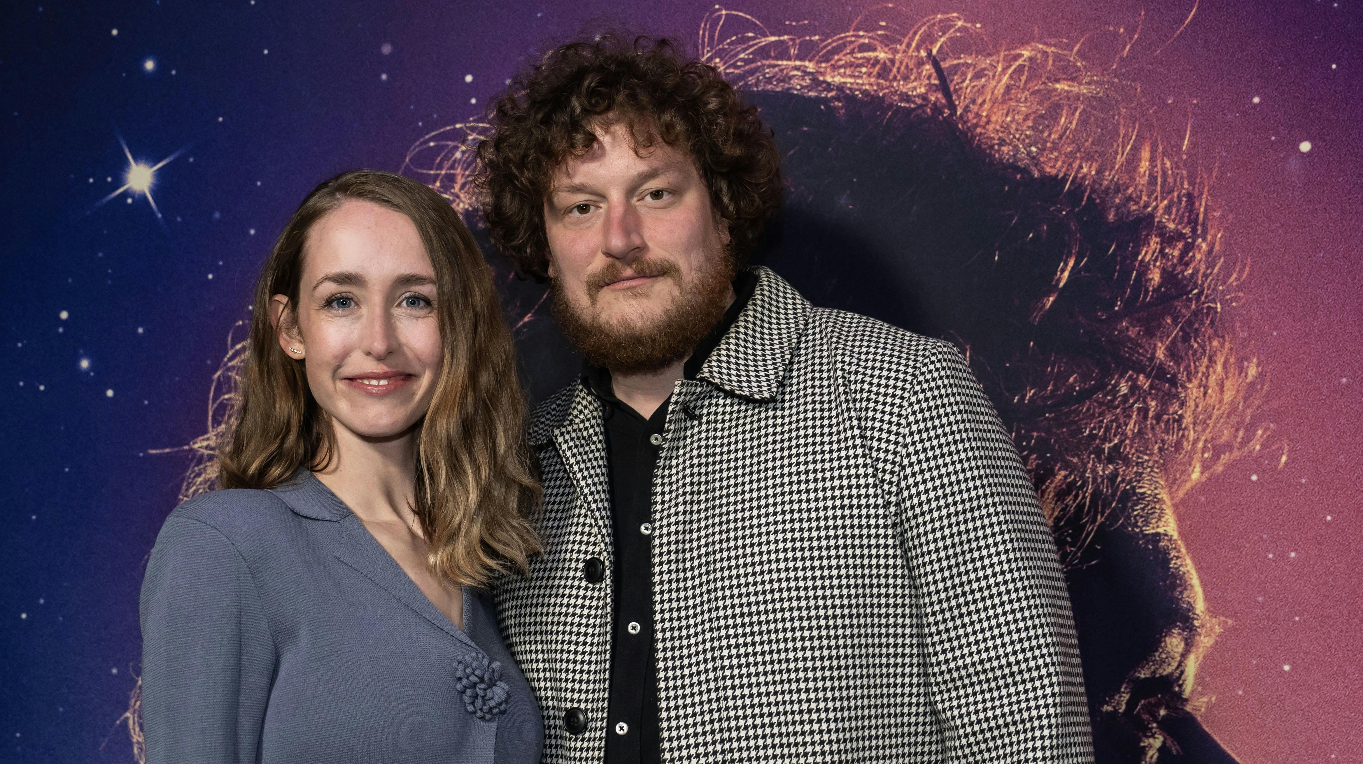 Snart står den endelig på kærlighedsfest for skuespillerparret Sarah Juel Werner og Ari Alexander.