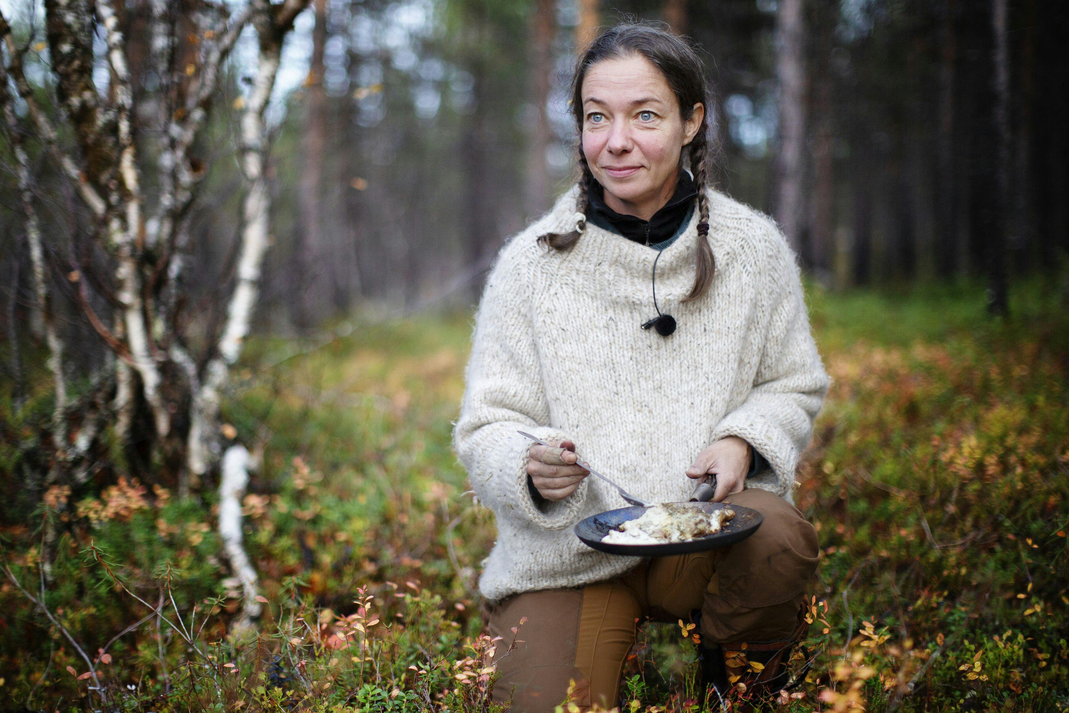 Charlotte spiste fisk mellem dag otte og 15. På dag 19 måtte hun give op. Da havde hun tabt 12 kilo.