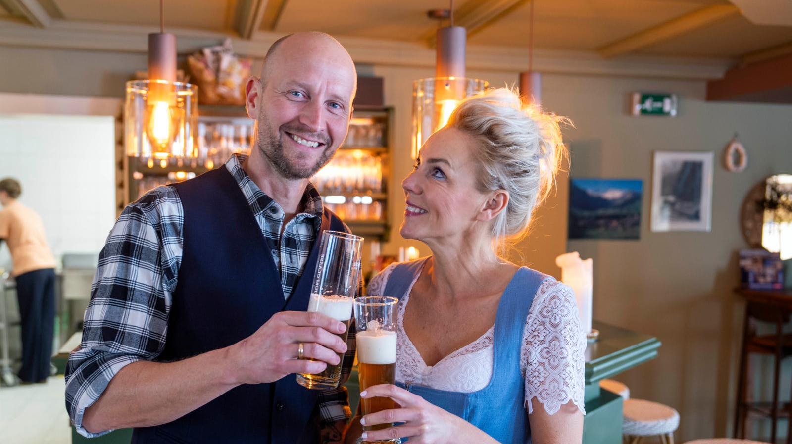 Mon ikke hele familien - og ikke kun Lene - glæder sig til, at den lille ny nu flytter ind?