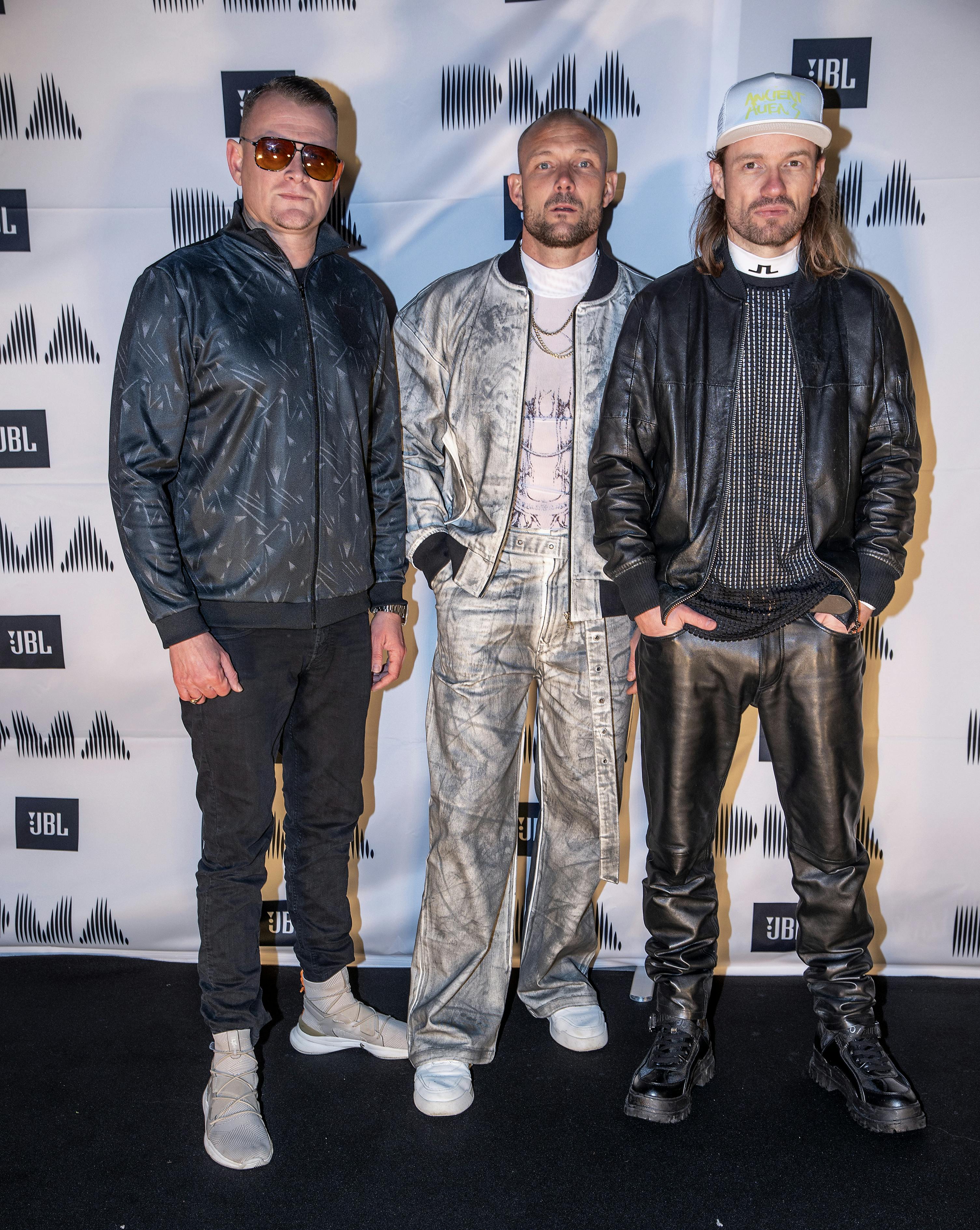 Emil Simonsen sammen med sine Suspekt-kolleger Bai-D og Rune Rask.