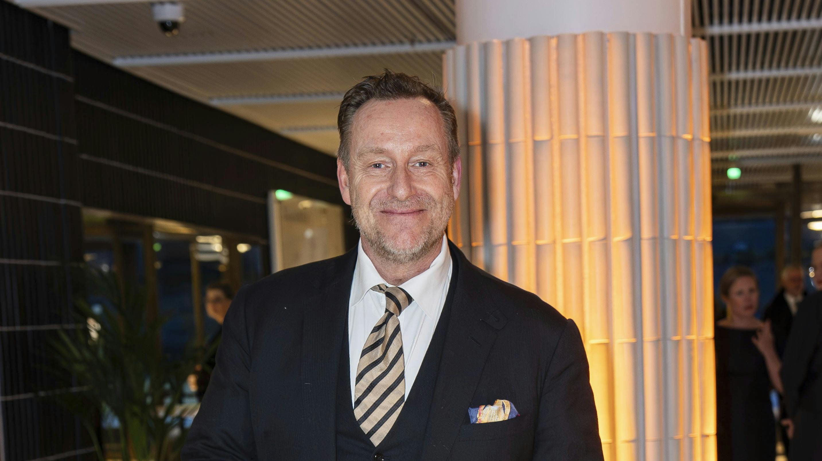 Adam Price har modtaget fransk ridderorden.