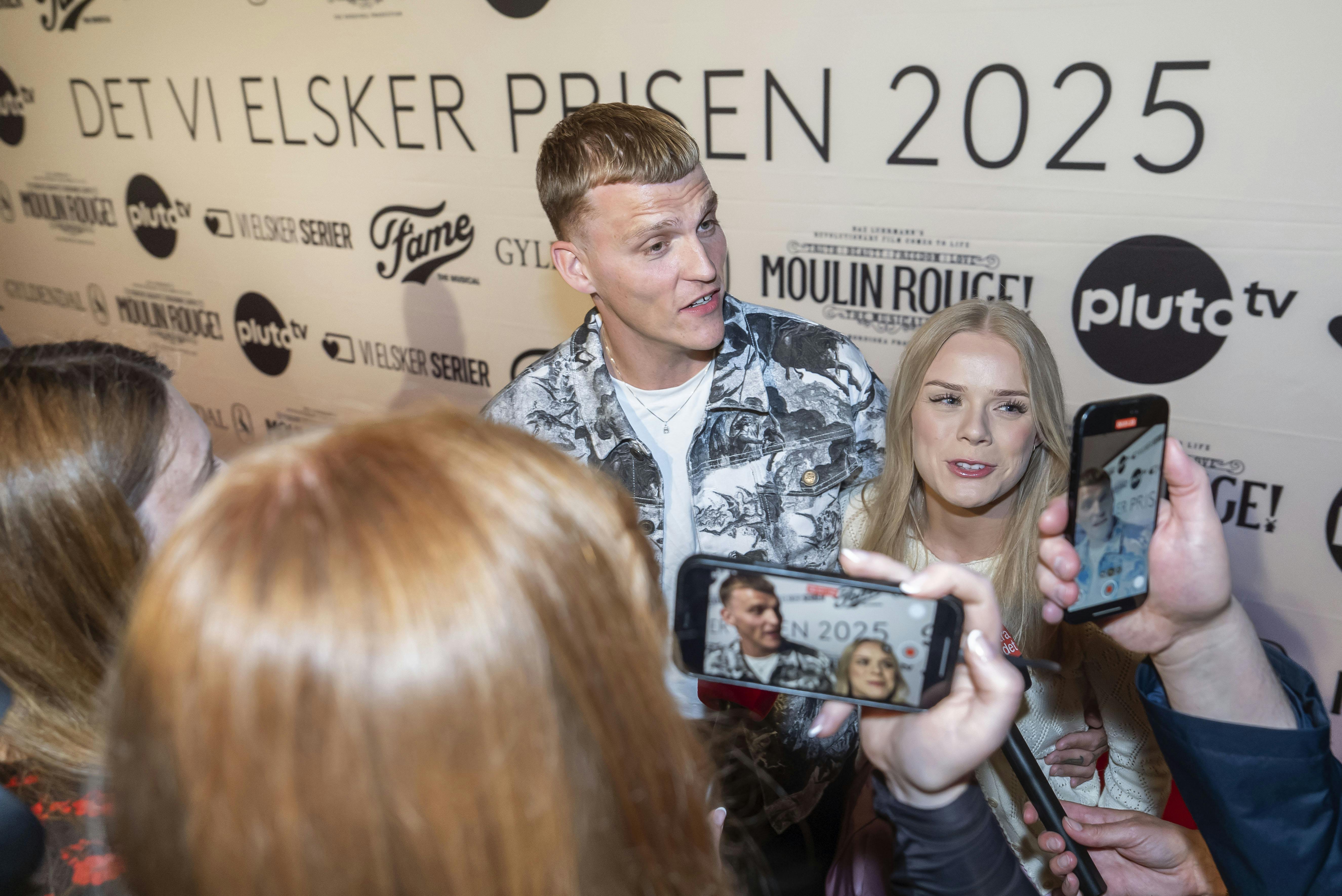 OPGAVE: Det Vi Elsker Prisen 2025. Rød løberSTED: VegaDATO: 20250604JOURNALIST: Caroline Andersen og Camilla Maria JohansenFOTOGRAF: Hanne Juul