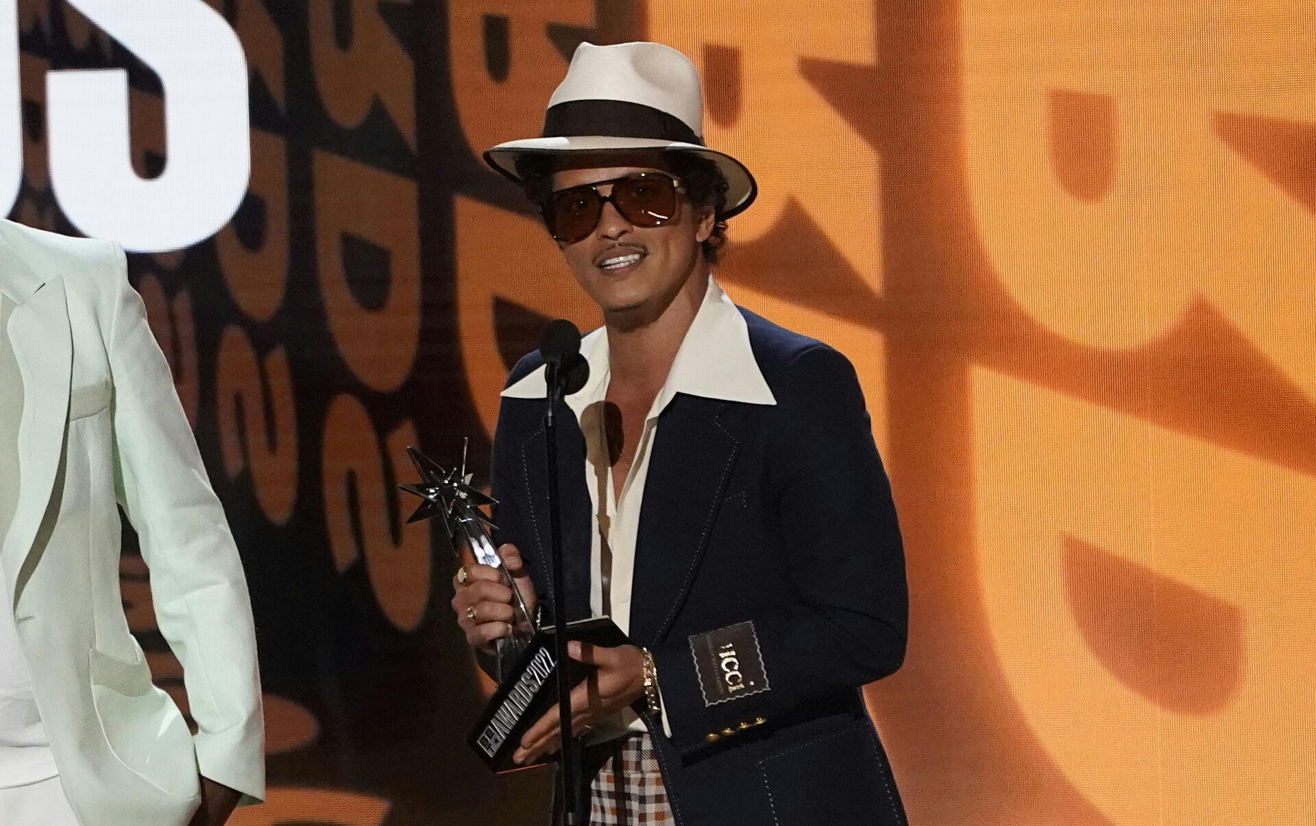 Bruno Mars gæster også Egeskov Slot lørdag aften.