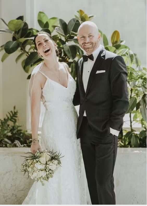 Så glade var Jeanette Lagoni og Michael Ewald Hansen, da de sagde ja til hinanden.