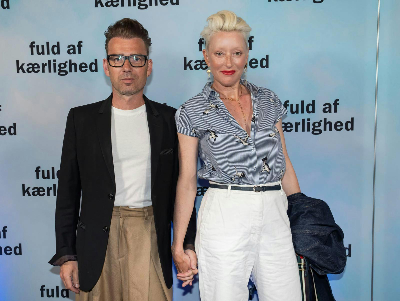 I dag kan Laust og Maria igen holde hinanden i hånden som ægtepar. Men hans utroskab og stofmisbrug satte i mange år deres kærlighed og samliv på spil.