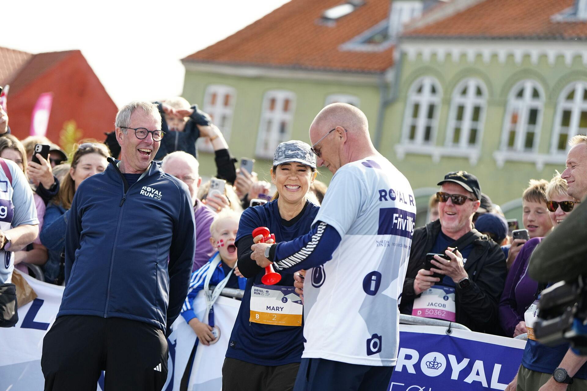 Dronning Mary deltager i Royal Run i Korsør.