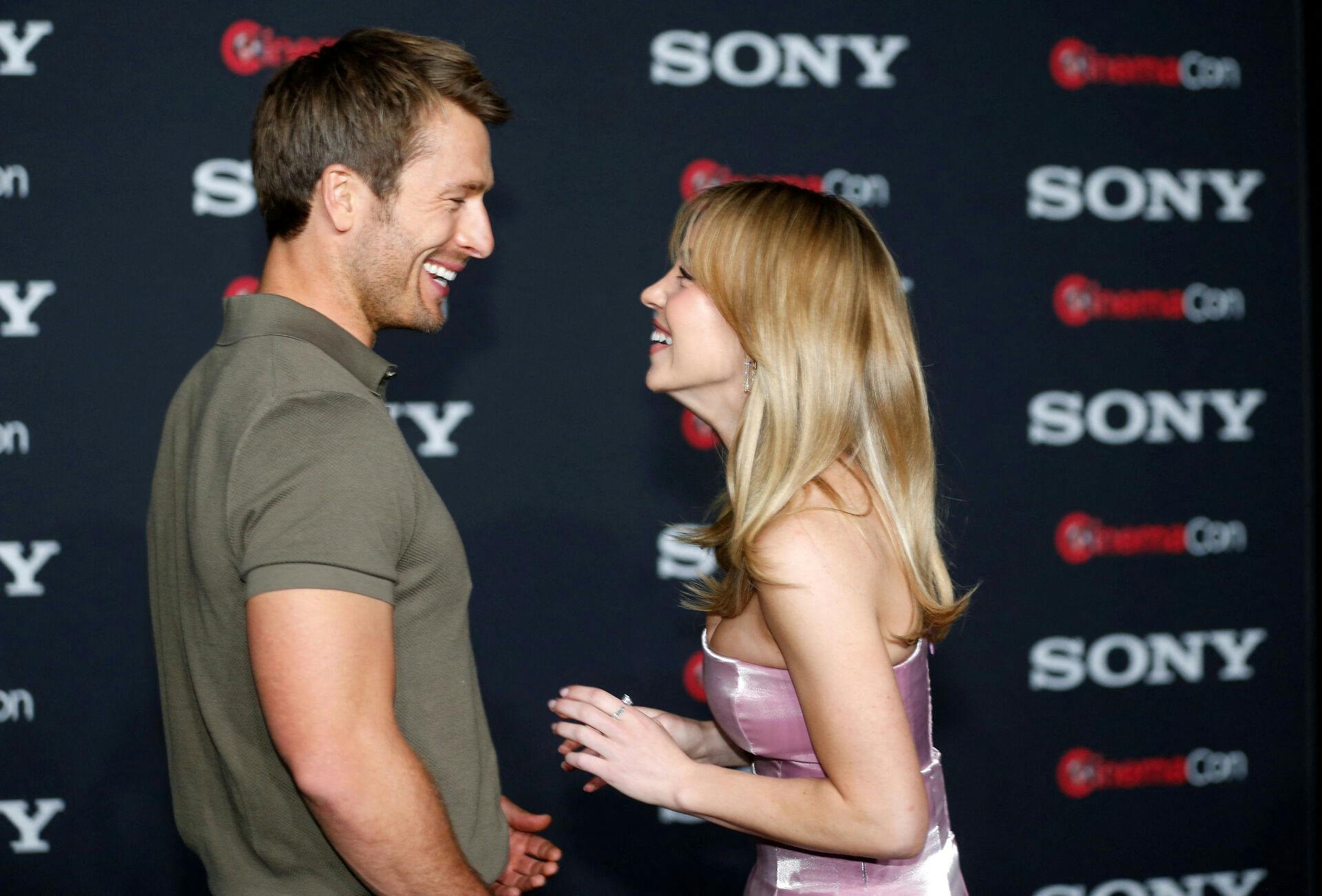 Glen Powell and Sydney Sweeney, promoting the movie Anyone But You, attend a Sony Pictures presentation during CinemaCon, the official convention of the National Association of Theatre Owners, in Las Vegas, Nevada, U.S. April 24, 2023. REUTERS/Steve Marcus