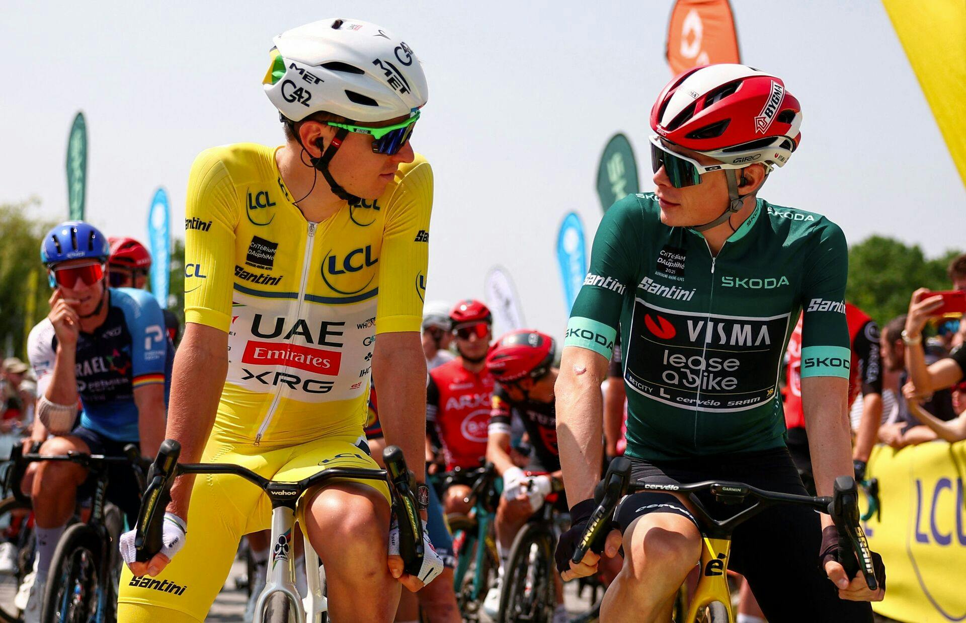 Jonas Vingegaard tog hele 28 sekunder på Tadej Pogacar på enkelstarten i Critérium du Dauphiné. Vingegaard sluttede dog bag Remco Evenepoel.