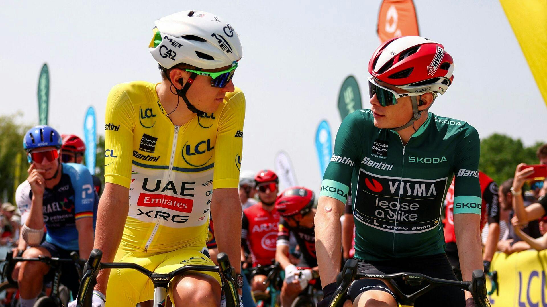 Jonas Vingegaard tog hele 28 sekunder på Tadej Pogacar på enkelstarten i Critérium du Dauphiné. Vingegaard sluttede dog bag Remco Evenepoel.