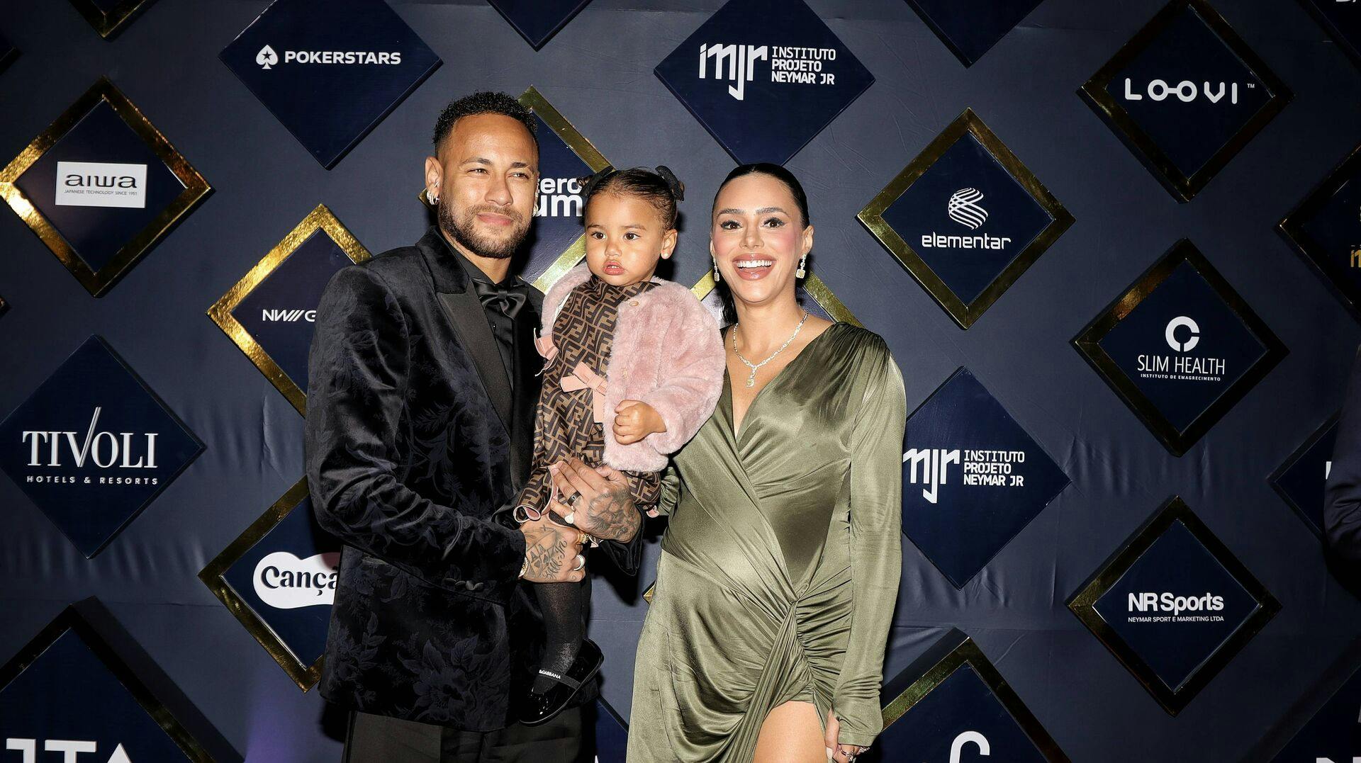 Neymar og Bruna Biancardi er blevet gift. Det afslører modellen på en Instagram-story.