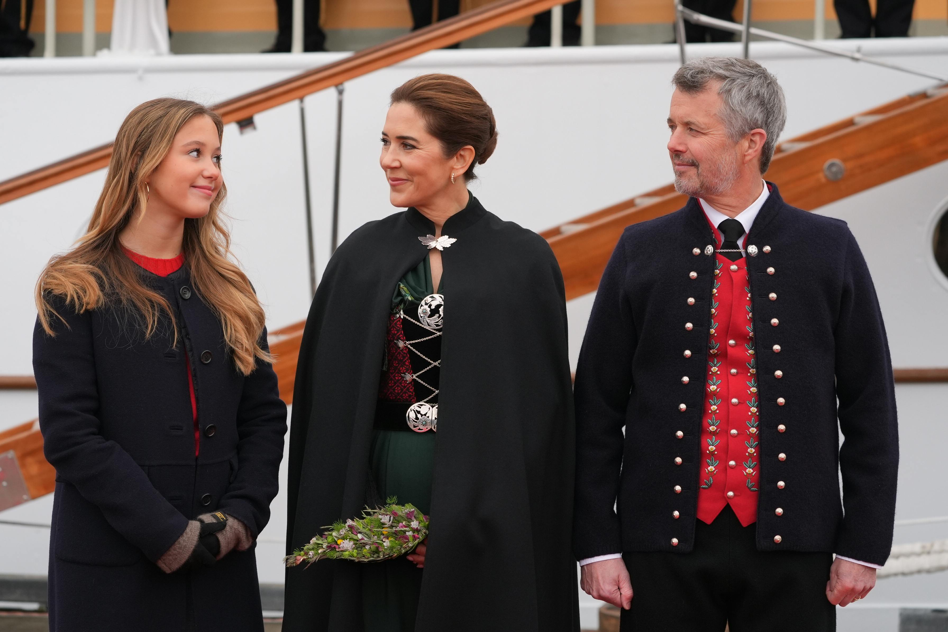 STRAX BILLEDEKong Frederik og dronning Mary _FaeroerneBilledet er ikke billedbehandletFOTO: Hanne Juul/ Aller Foto & Video