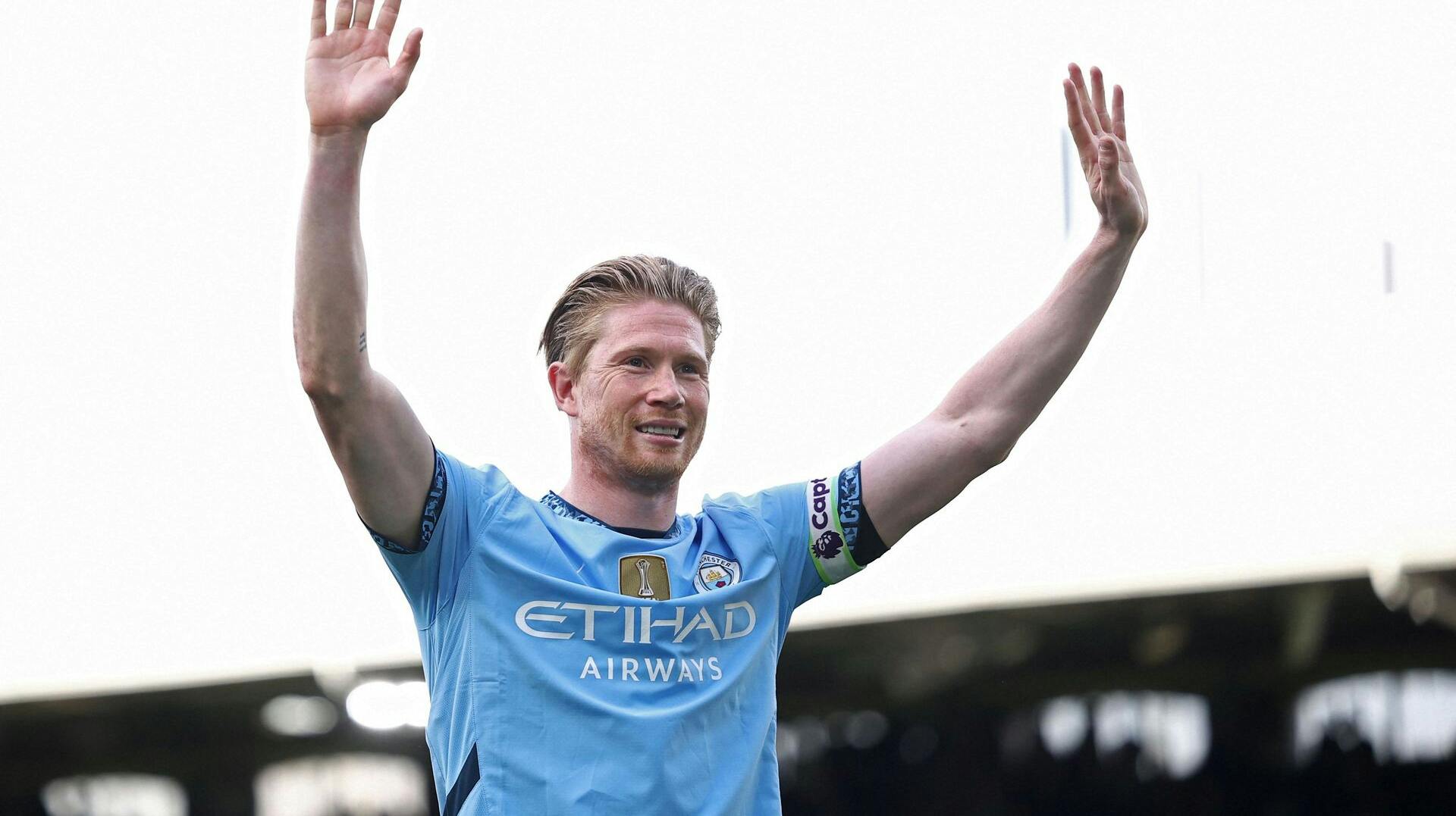 Kevin De Bruyne fortsætter karrieren i Italien og hos Napoli. Det afslører den italienske mesterklub på X.