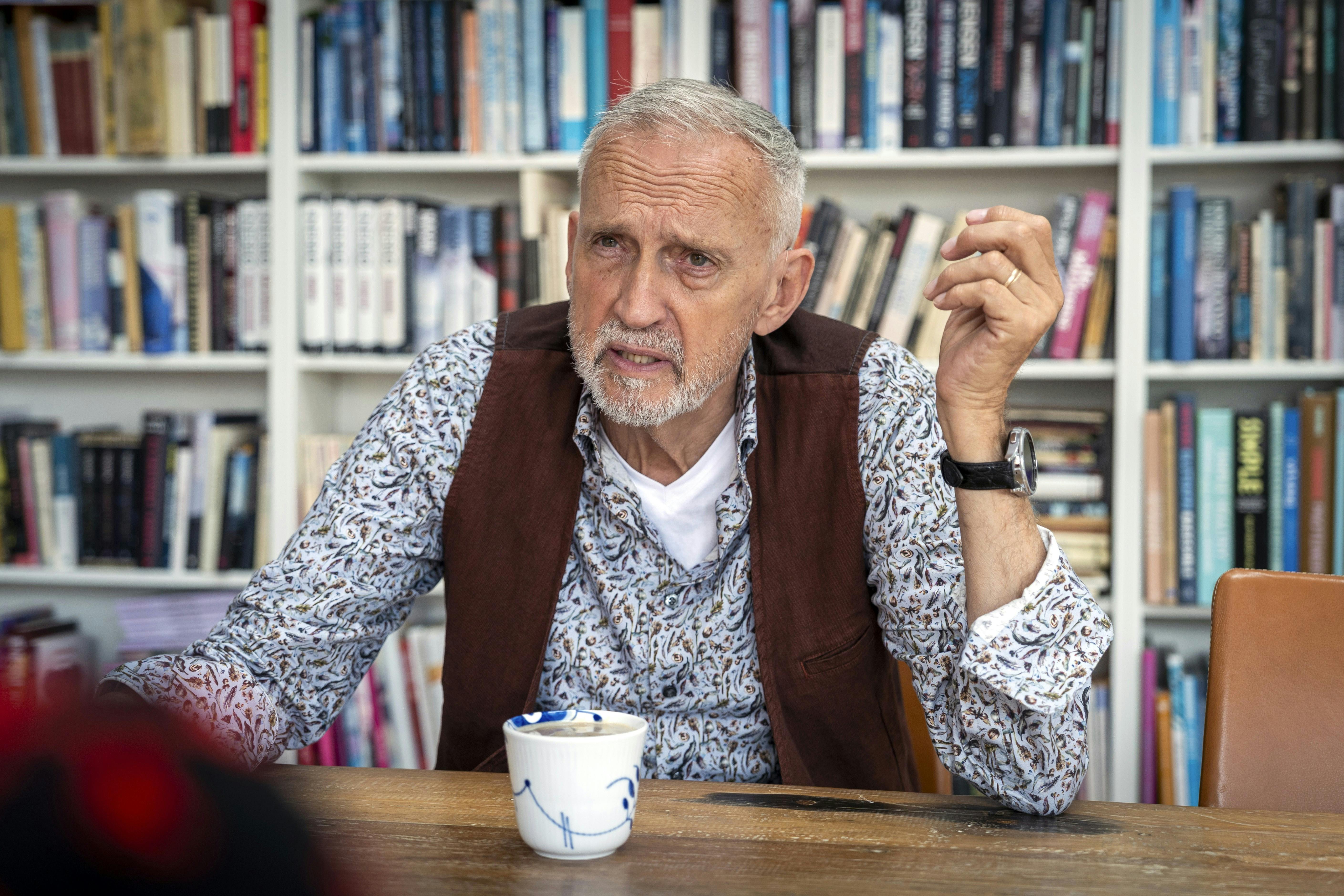 Hvad: Interview med Jussi Adler-Olsen hjemme hos ham.Hvor: Skovvænget 14A, 2970 HørsholmHvornår: Klokken 11. 22. maj 2025Journalist: Camilla, 40959616Fotograf: Søren Jul Lamberth