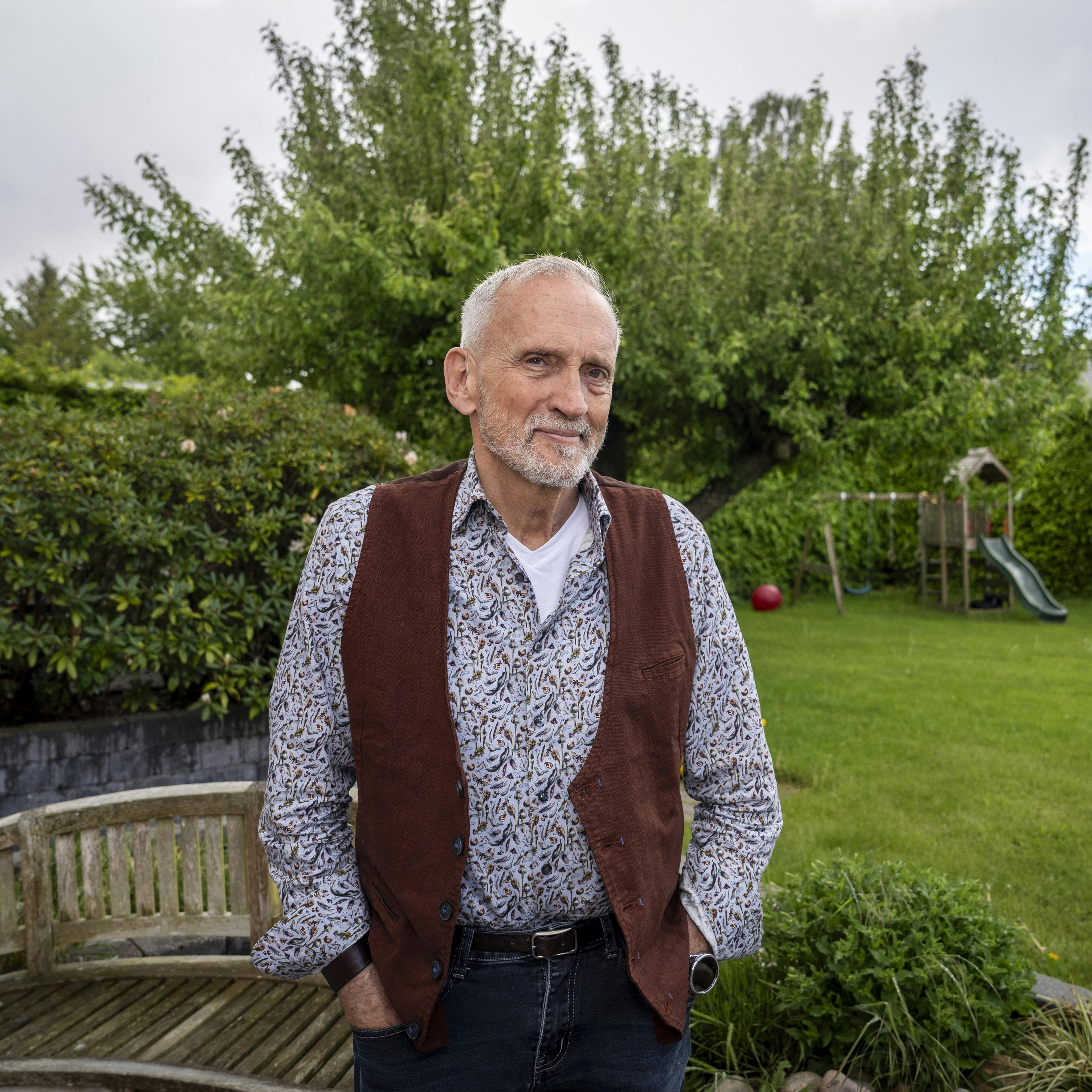 Hvad: Interview med Jussi Adler-Olsen hjemme hos ham.Hvor: Skovvænget 14A, 2970 HørsholmHvornår: Klokken 11. 22. maj 2025Journalist: Camilla, 40959616Fotograf: Søren Jul Lamberth