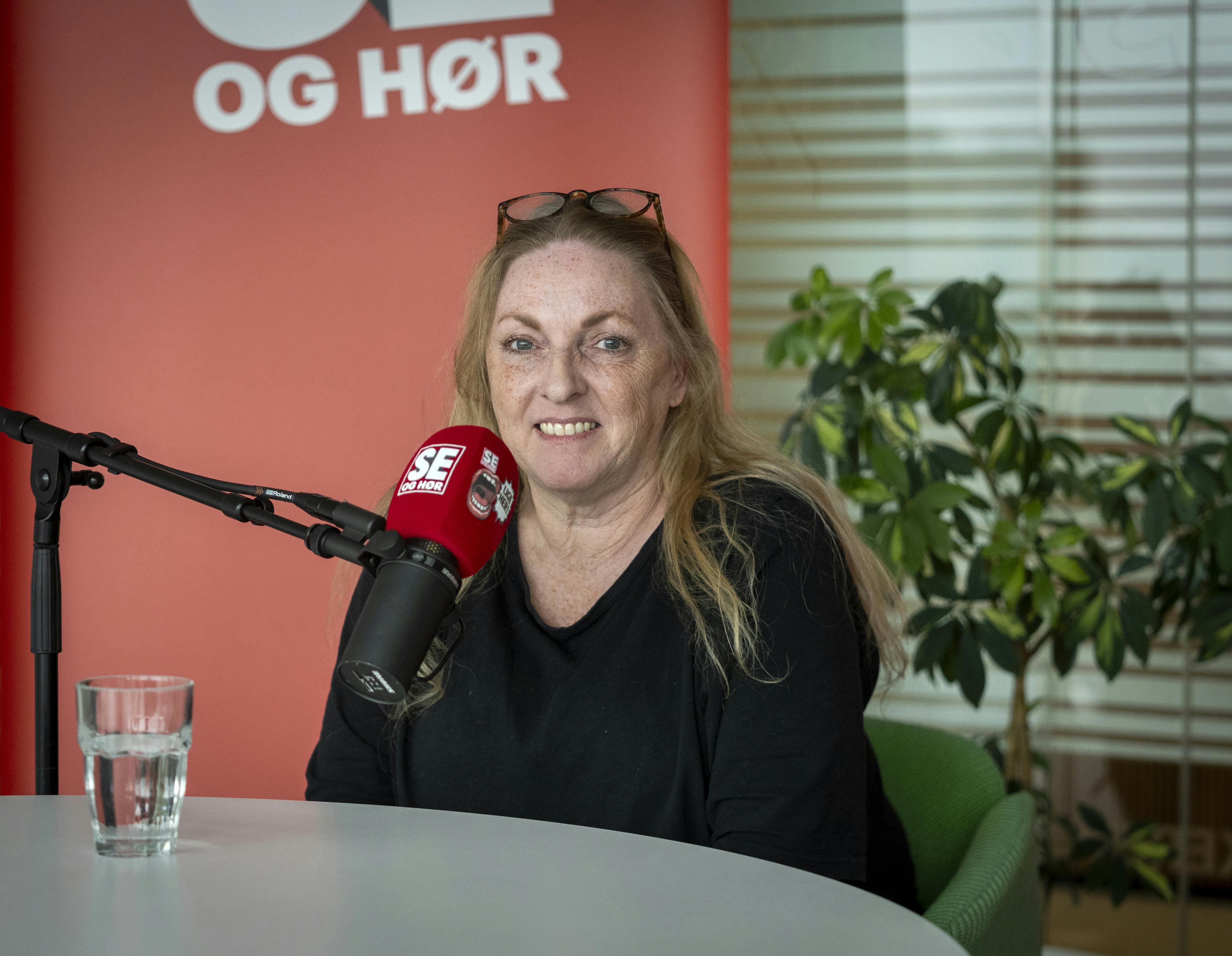 Bettina Palle har gæstet "Af Banen" til en snak om kærligheden til boksning, Mogens Palle og karrierens højdepunkter.