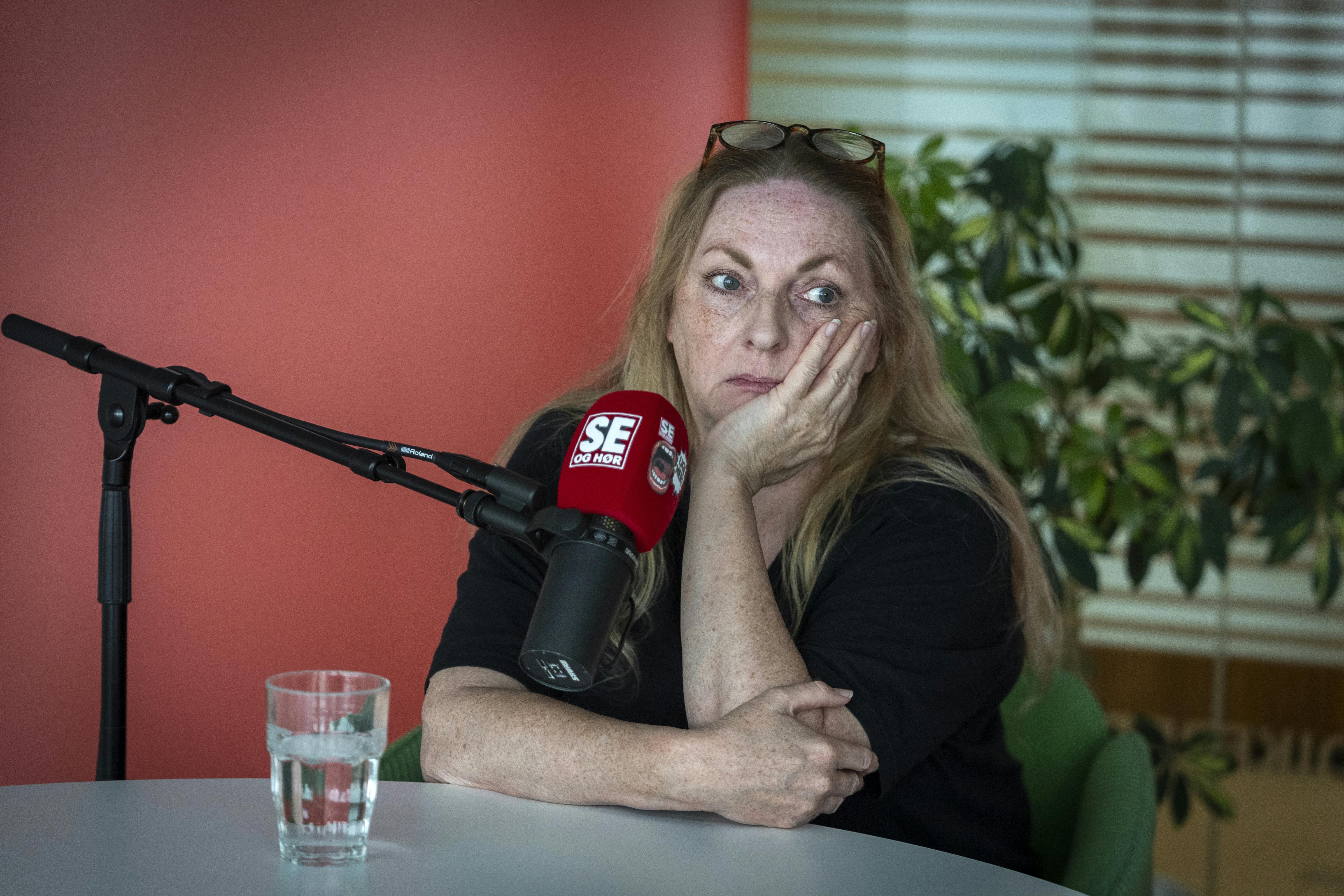 Bettina Palle husker tilbage på Mogens Palles afskedsstævne, som ekstremt hårdt. For samtidig med, at hun skulle passe sin meget syge far, skulle hun klare hele løbearbejdet selv.