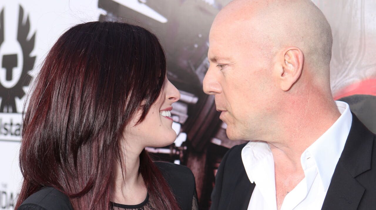 Rumer Willis har i dag svært ved at nå sin far, Bruce Willis, der lider under sin demenssygdom.