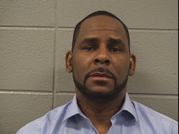 R Kelly kollapsede og måtte hasteindlægges med en livstruende overdosis.