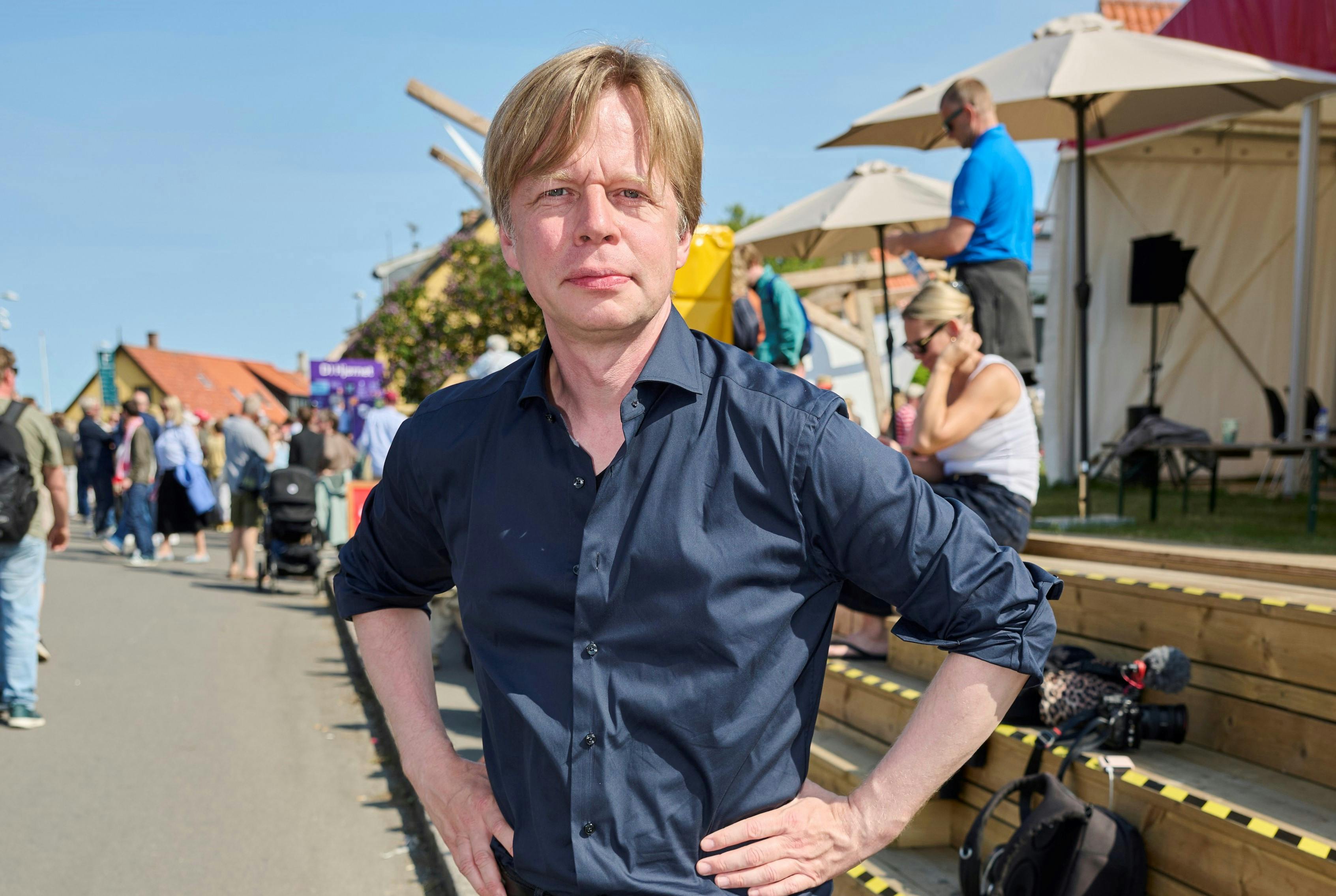 Clement Kjersgaard forsøger at ignorere sin kommende fødselsdag.