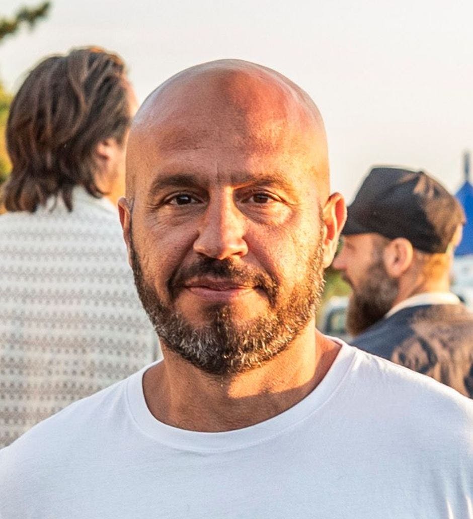 Dar Salim har sit på det tørre.