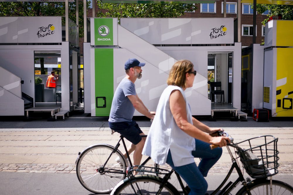 Det nye cykelløb Copenhagen Sprint kan give aflysninger i den offentlige transport og forlænget rejsetid for både rejsende og bilister. Trafikselskabet Movia har oplyst, at opgaven overgår situationen ved Tour de France i 2022, da løbet begyndte i Da