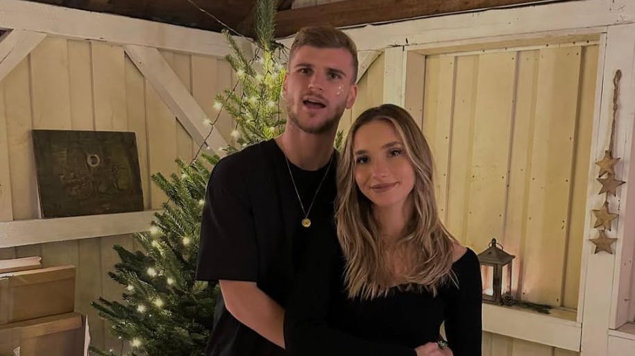 Timo Werner er endelig blevet gift med kæresten Paula. Brylluppet blev afholdt på et helt ikonisk sted på Mallorca.