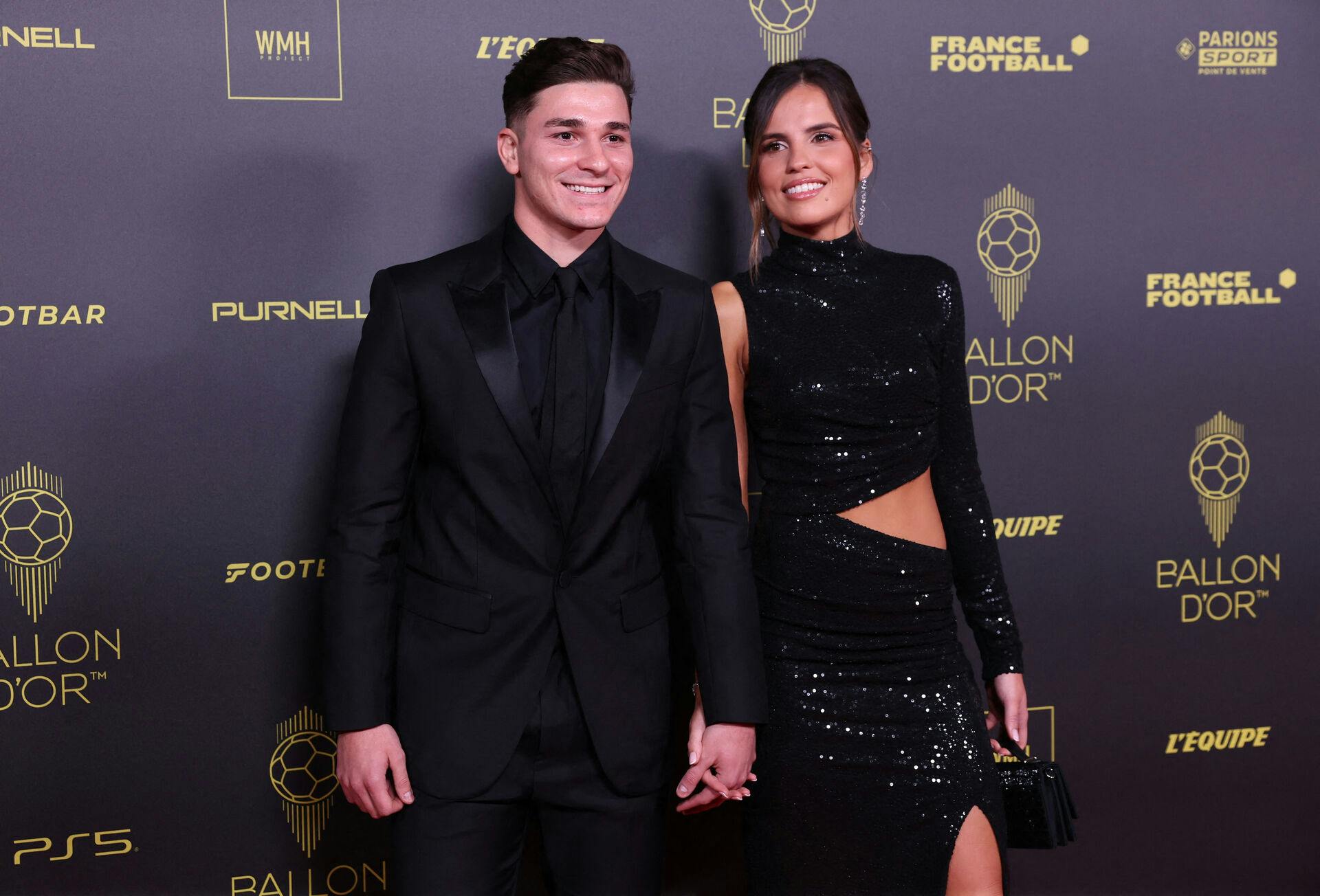 I den hjemlige liga og i Champions League er sæsonen ikke gået som håbet for Julian Alvarez og Atletico Madrid. Men nu har stjerneangriberen lidt at glæde sig over i privaten.