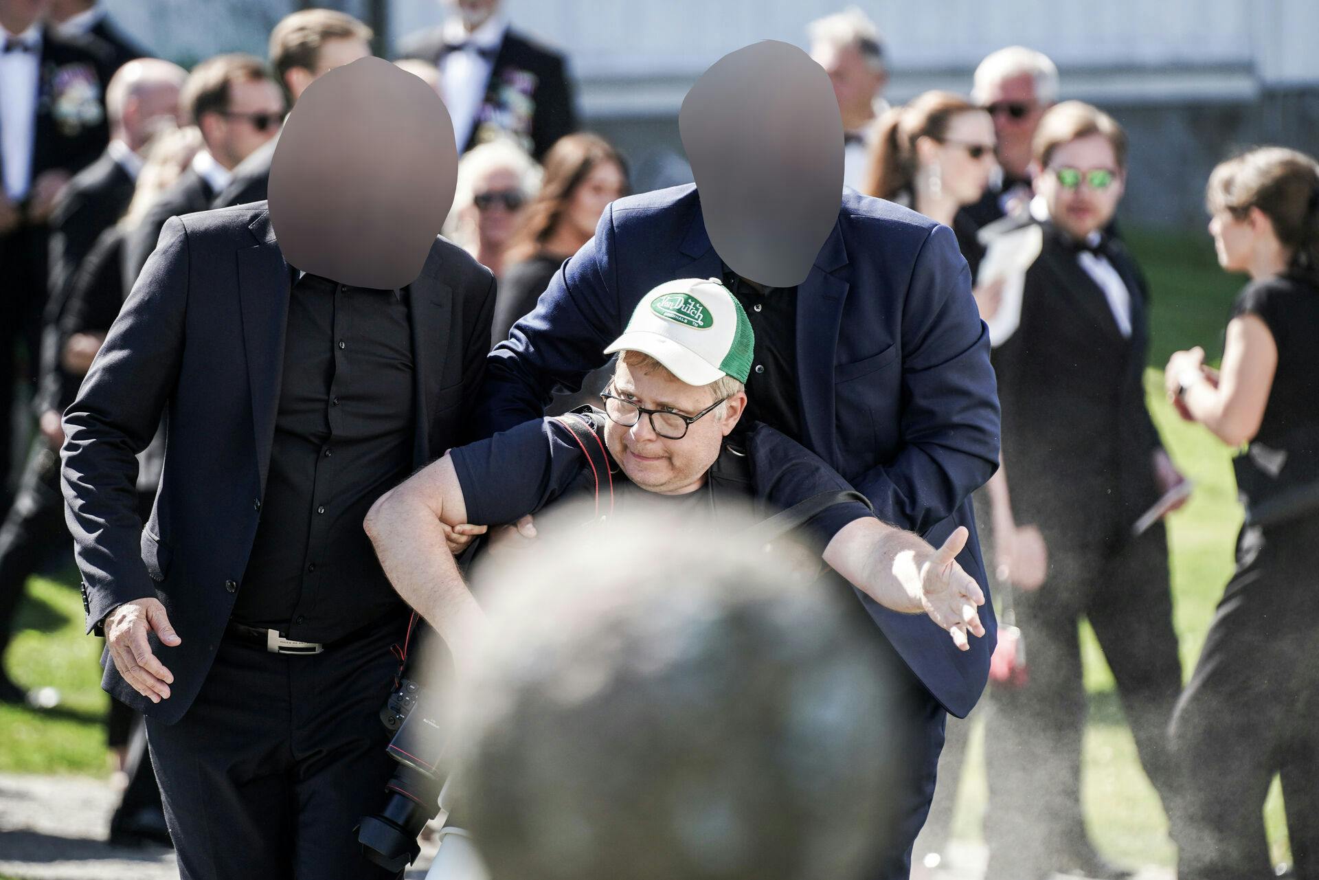 Andreas Fadum endte noget uheldigt som en af hovedpersonerne ved weekendens store bryllup.